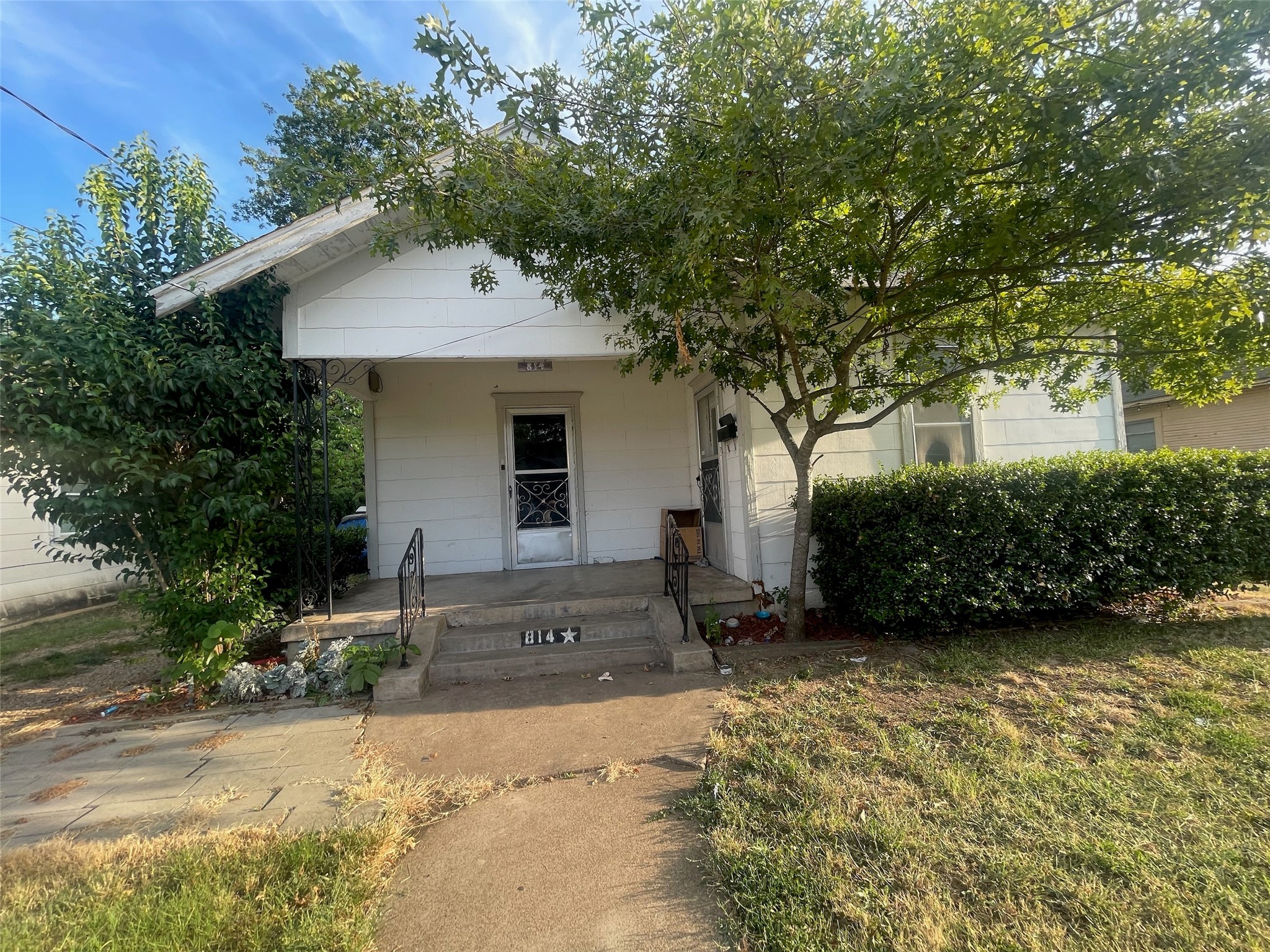 814 Delaware Street Dallas TX 75208