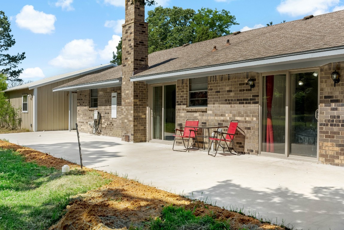 150 County Road 35980 Arthur City TX 75411