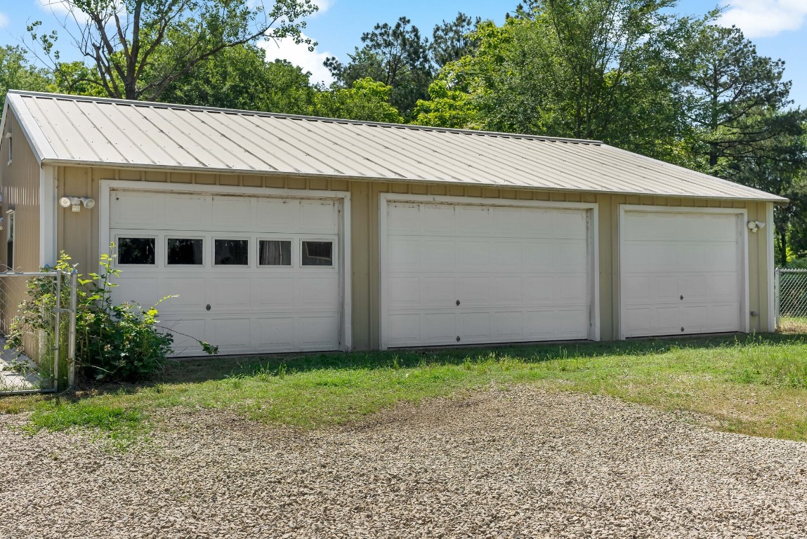 150 County Road 35980 Arthur City TX 75411