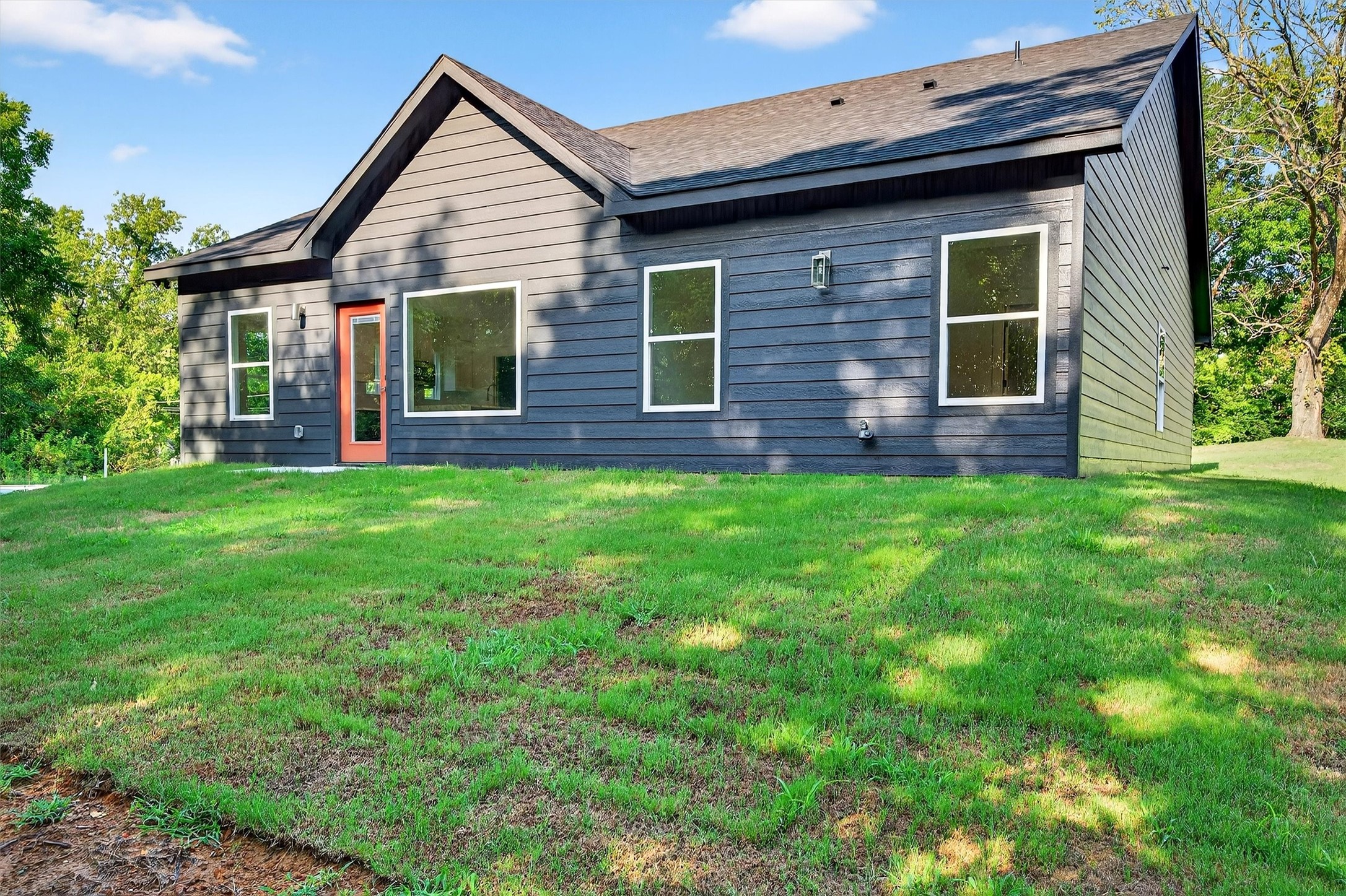 2520 S Scullin Avenue Denison TX 75020