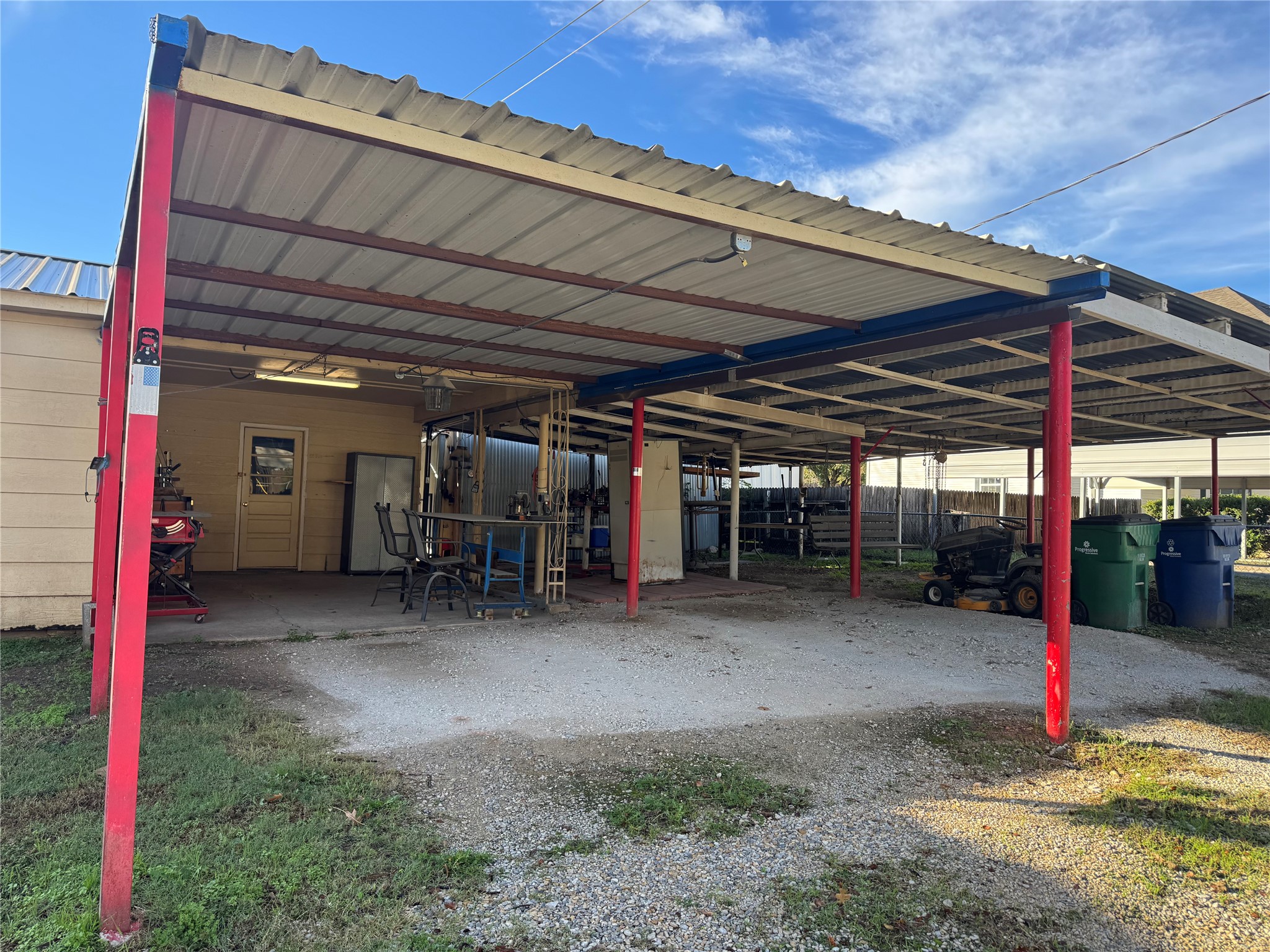 205 College Street Chico TX 76431