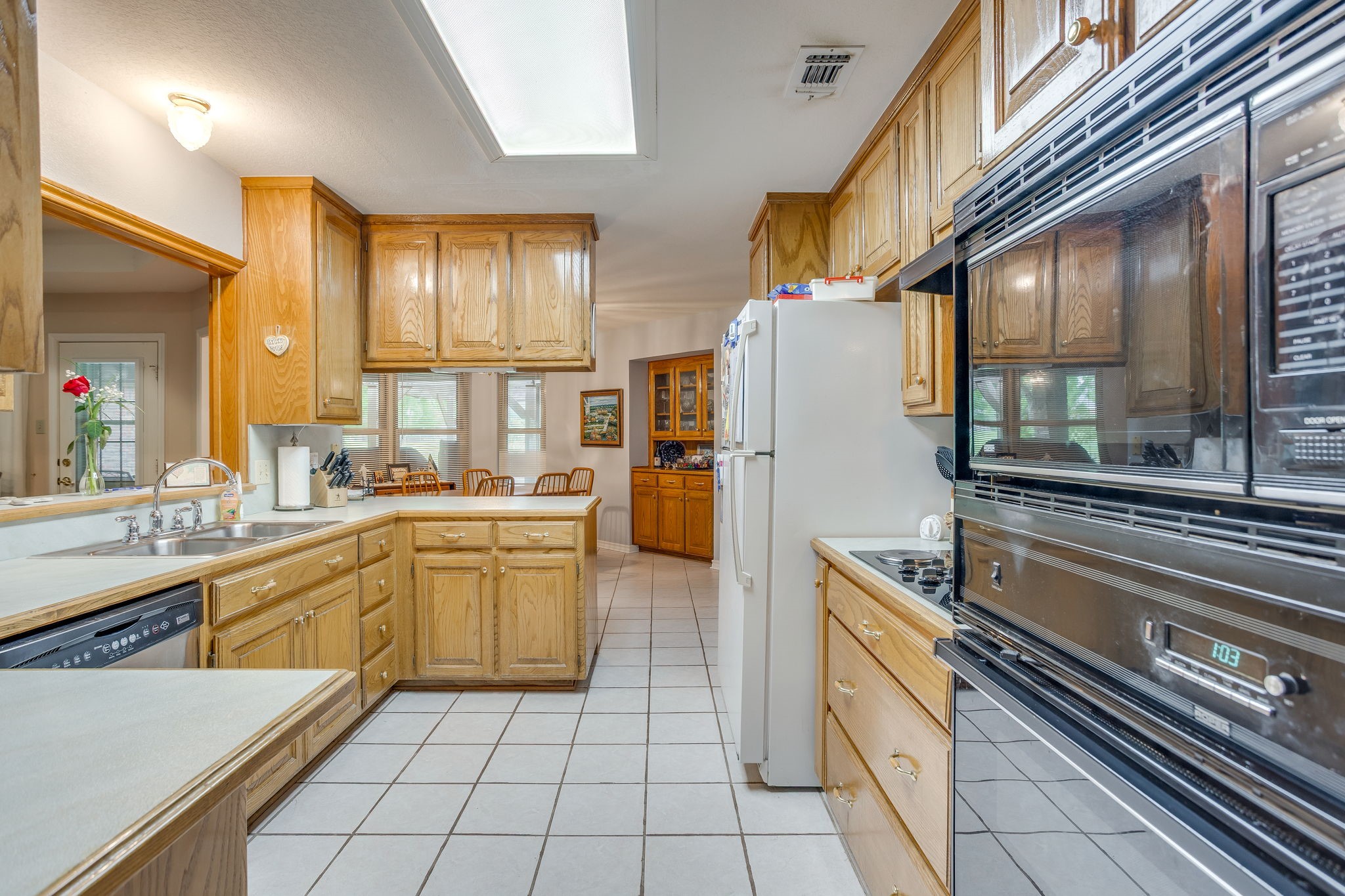 6100 Autumn Breeze Circle Fort Worth TX 76140