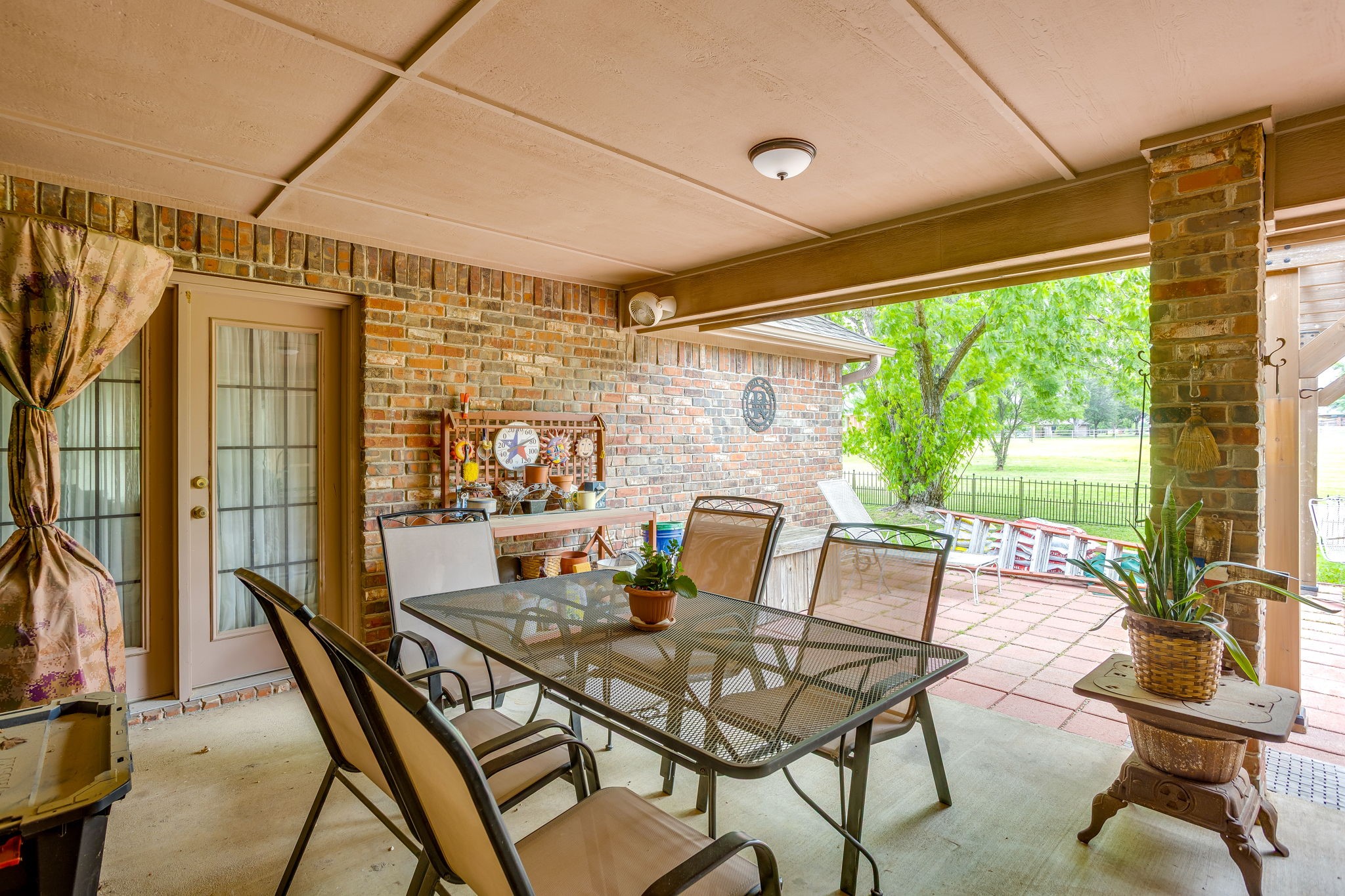 6100 Autumn Breeze Circle Fort Worth TX 76140