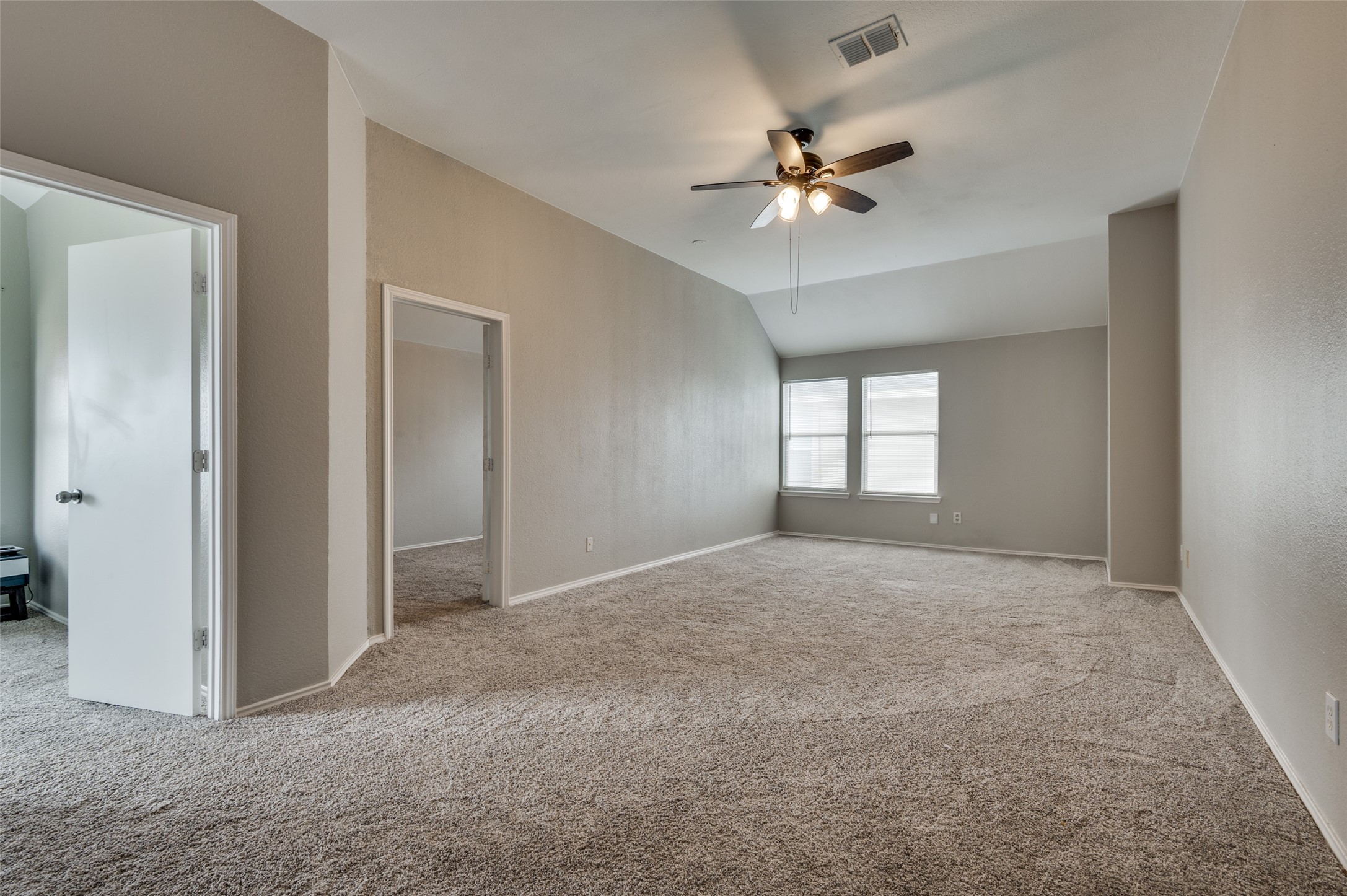 817 Pryor Drive Arlington TX 76001