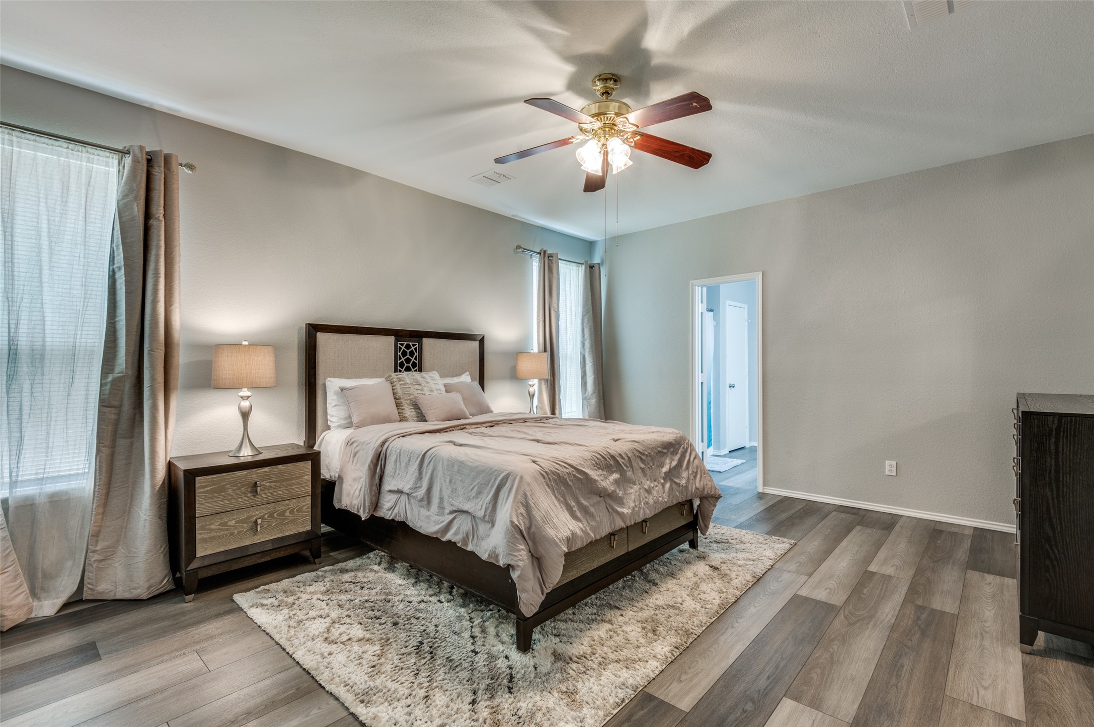 817 Pryor Drive Arlington TX 76001