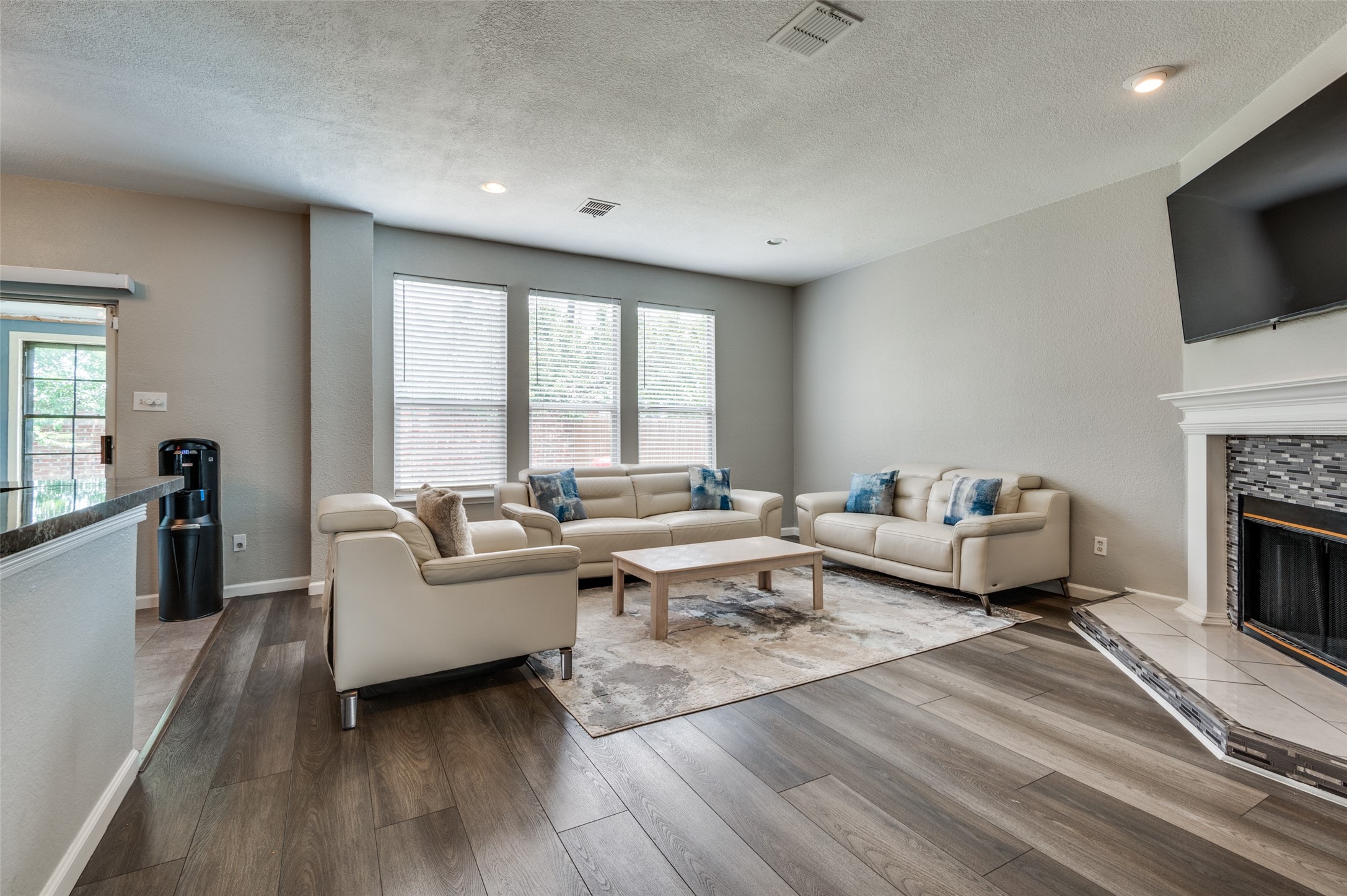 817 Pryor Drive Arlington TX 76001