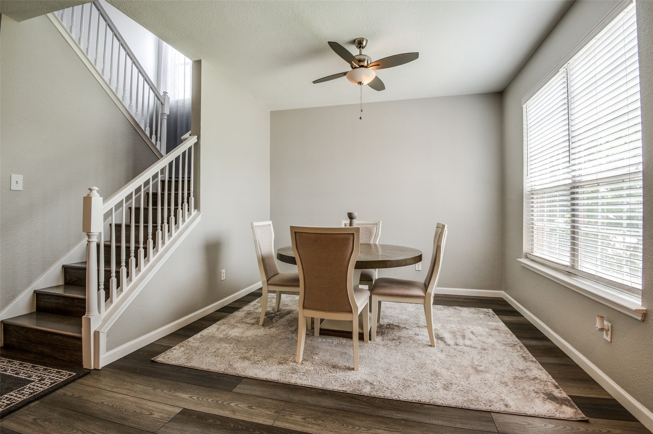 817 Pryor Drive Arlington TX 76001
