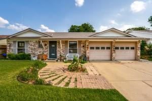 1010 Wildwood Drive Arlington TX 76011