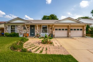 1010 Wildwood Drive Arlington TX 76011