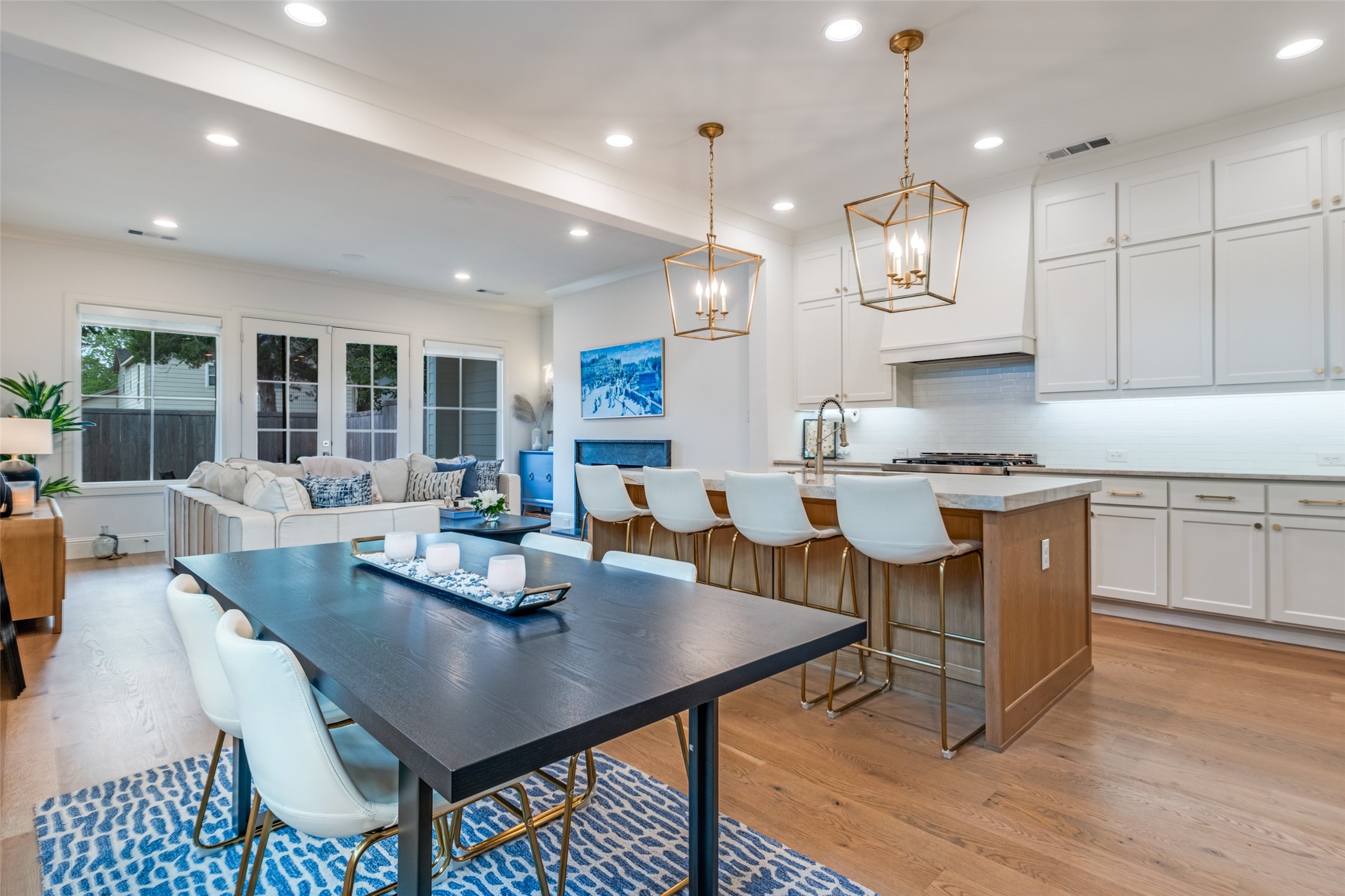 5803 Martel Avenue Dallas TX 75206