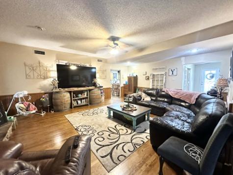 10042 Fm 1390 Scurry TX 75158