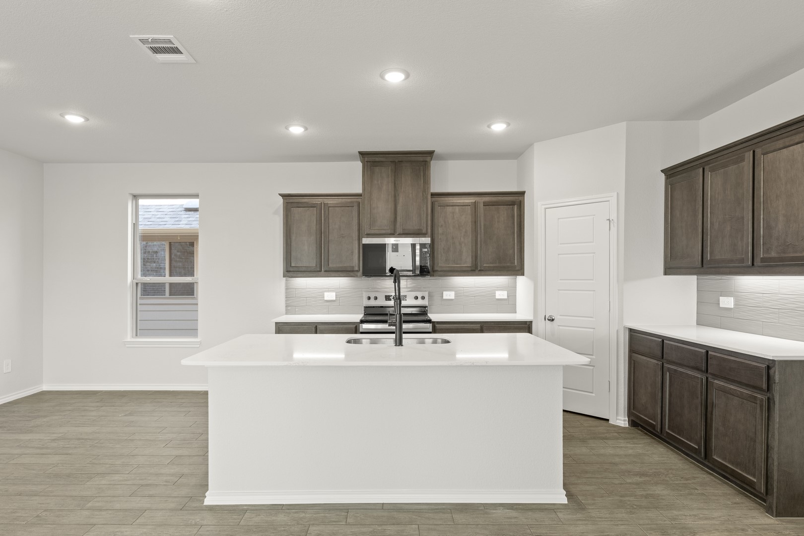 1700 Edgeway Drive Aubrey TX 76227