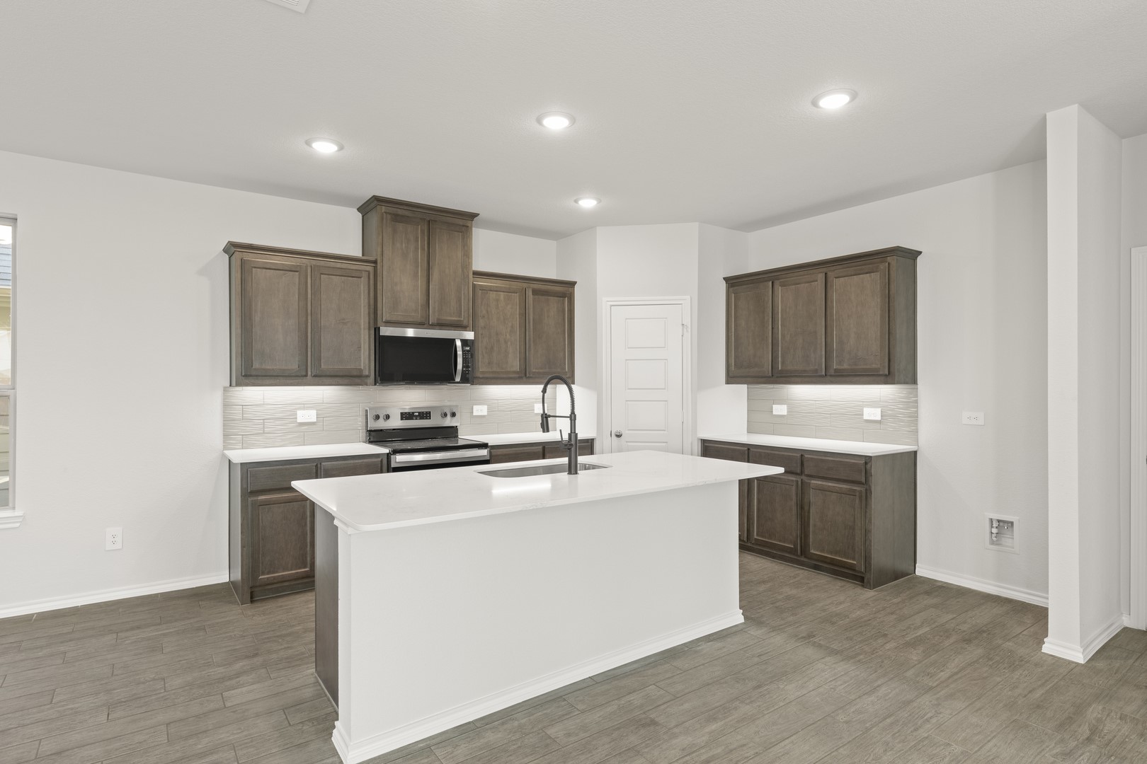 1700 Edgeway Drive Aubrey TX 76227