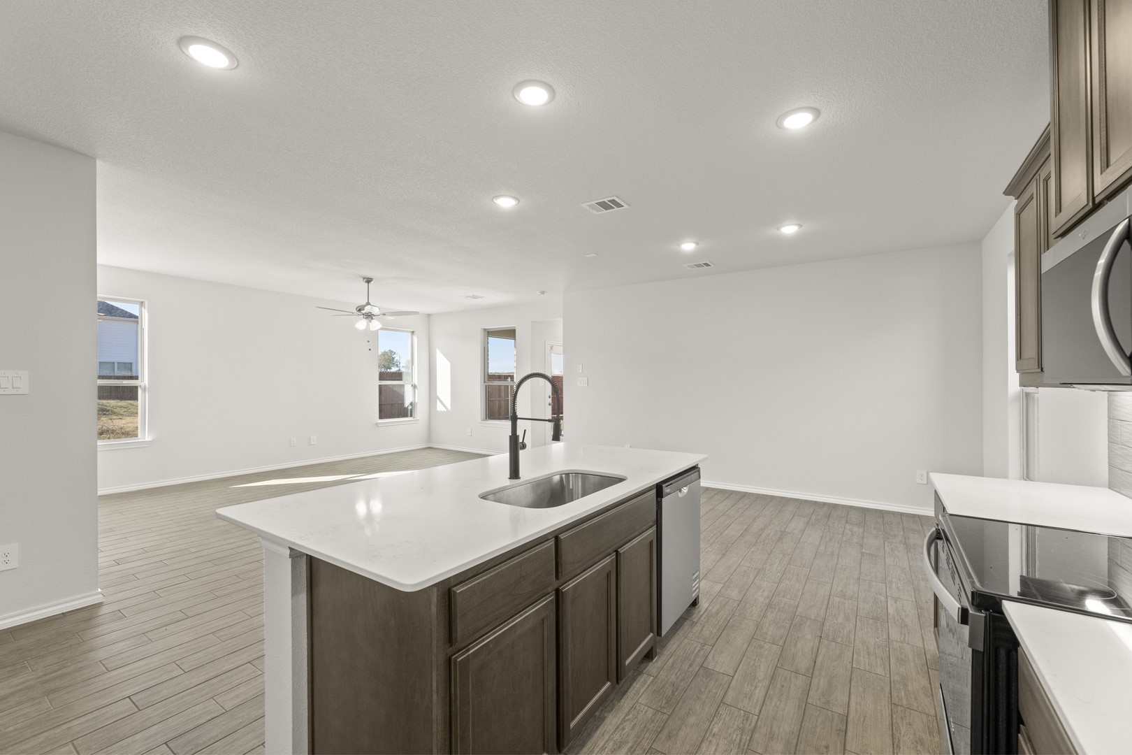 1700 Edgeway Drive Aubrey TX 76227