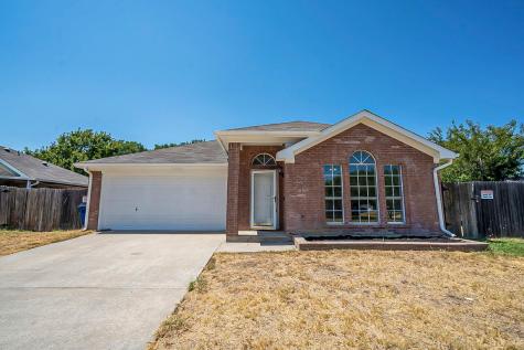 1120 Margie Street Burleson TX 76028