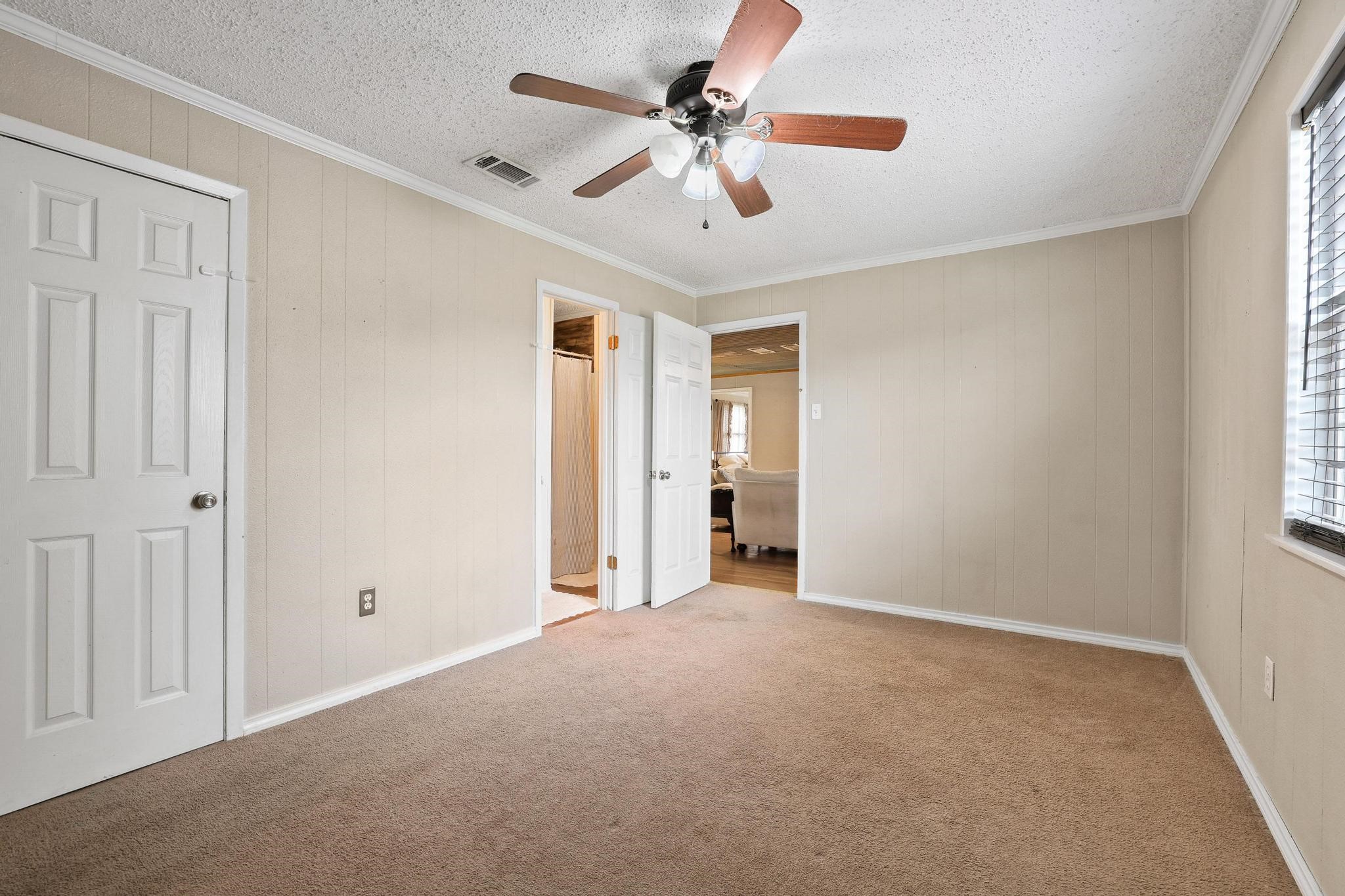 323 County Road 3804 Wolfe City TX 75496