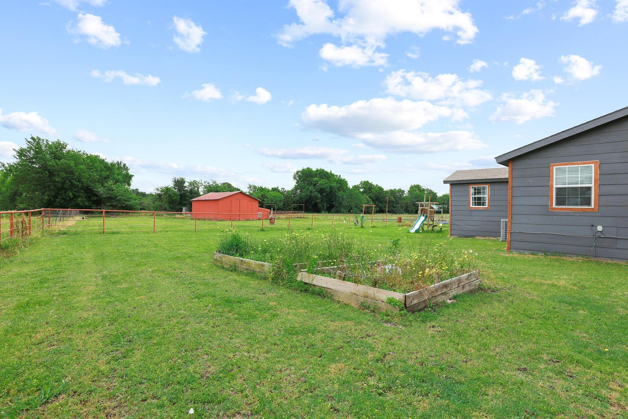 323 County Road 3804 Wolfe City TX 75496