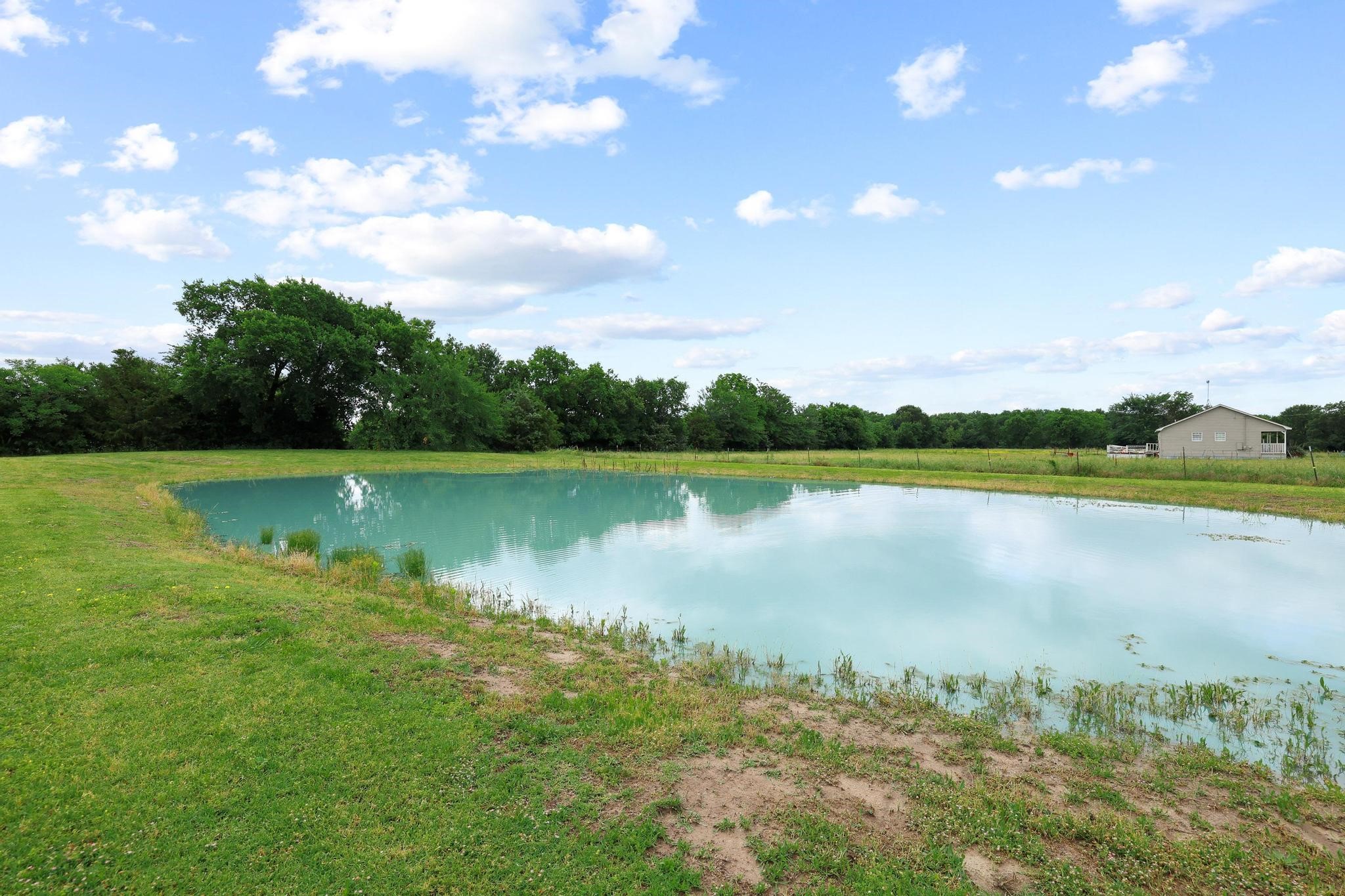 323 County Road 3804 Wolfe City TX 75496