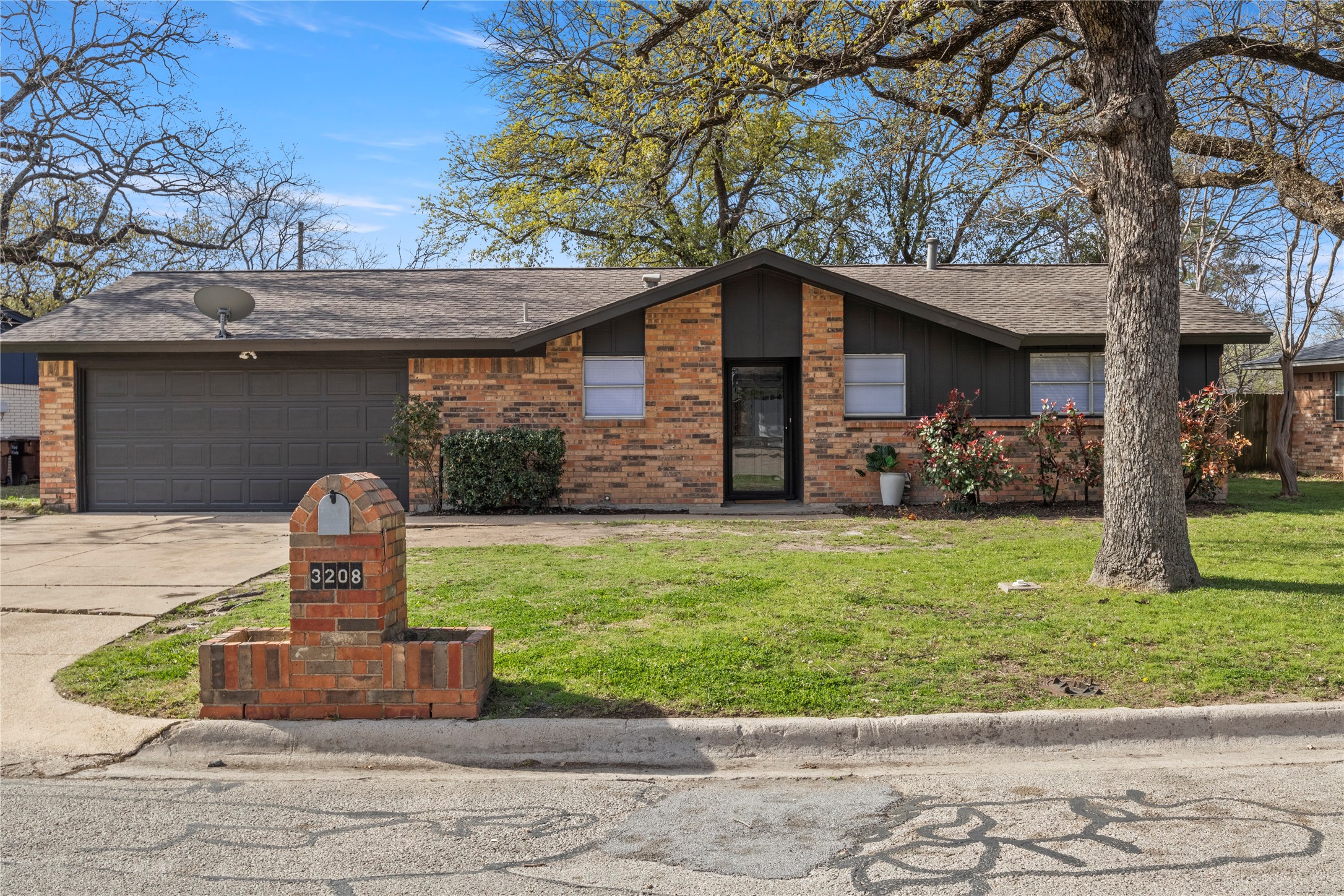 3208 Bob O Link Lane Denton TX 76209