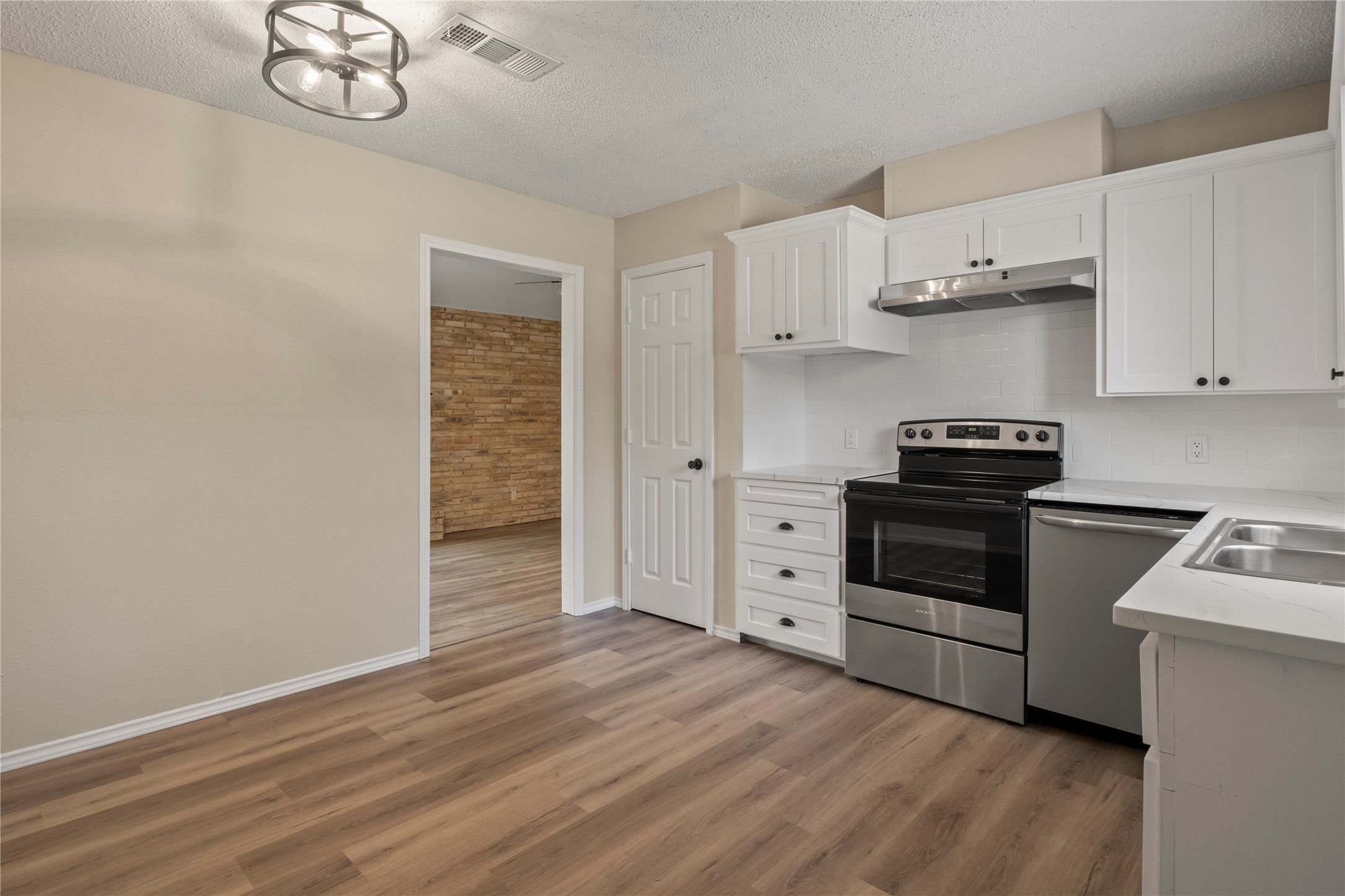 3208 Bob O Link Lane Denton TX 76209