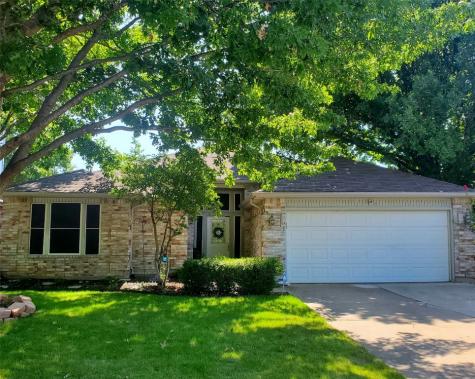 4358 Briar Hill Drive Grand Prairie TX 75052