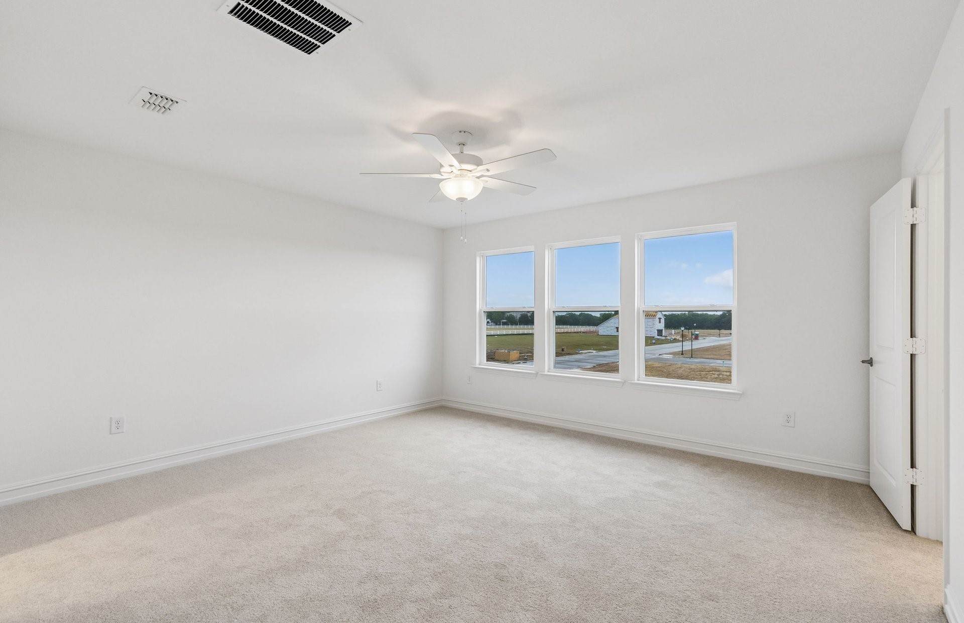 1009 Hammy Lane Aubrey TX 76227