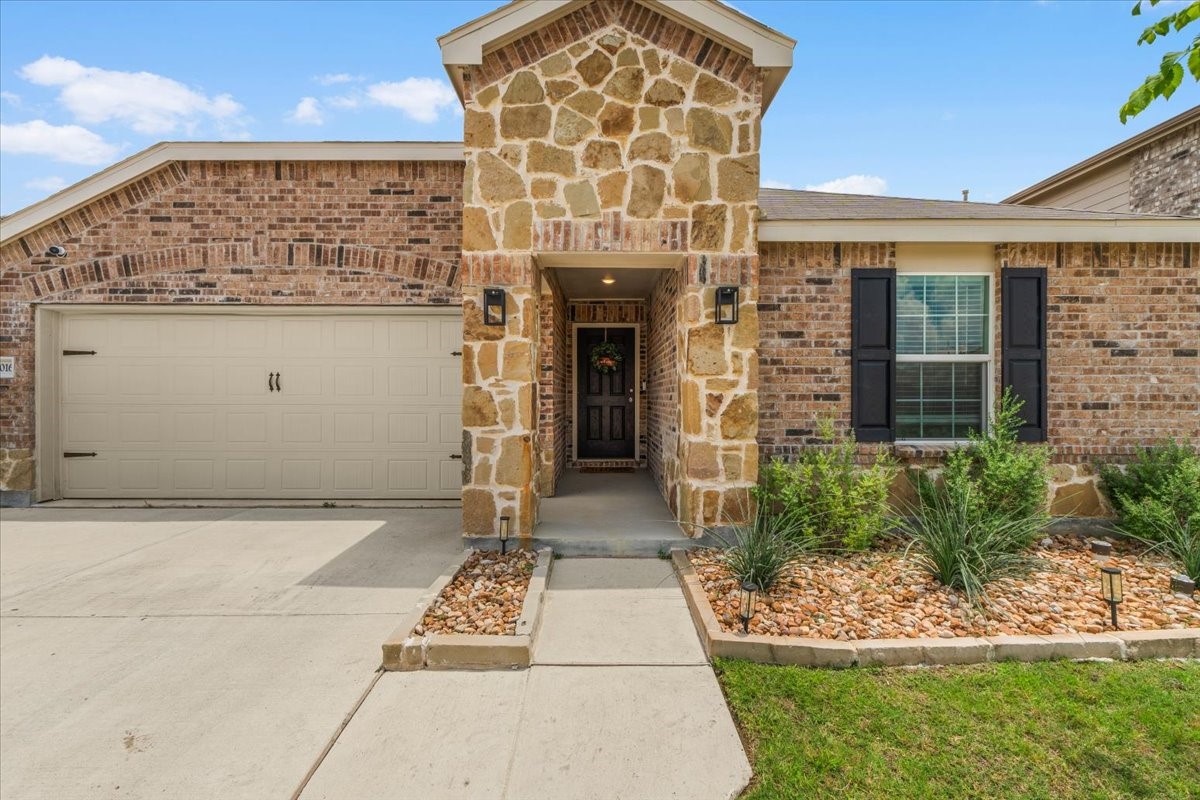 16016 Wanderer Lane Haslet TX 76052