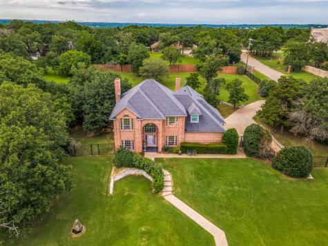 2845 Donnybrook Drive Burleson TX 76028