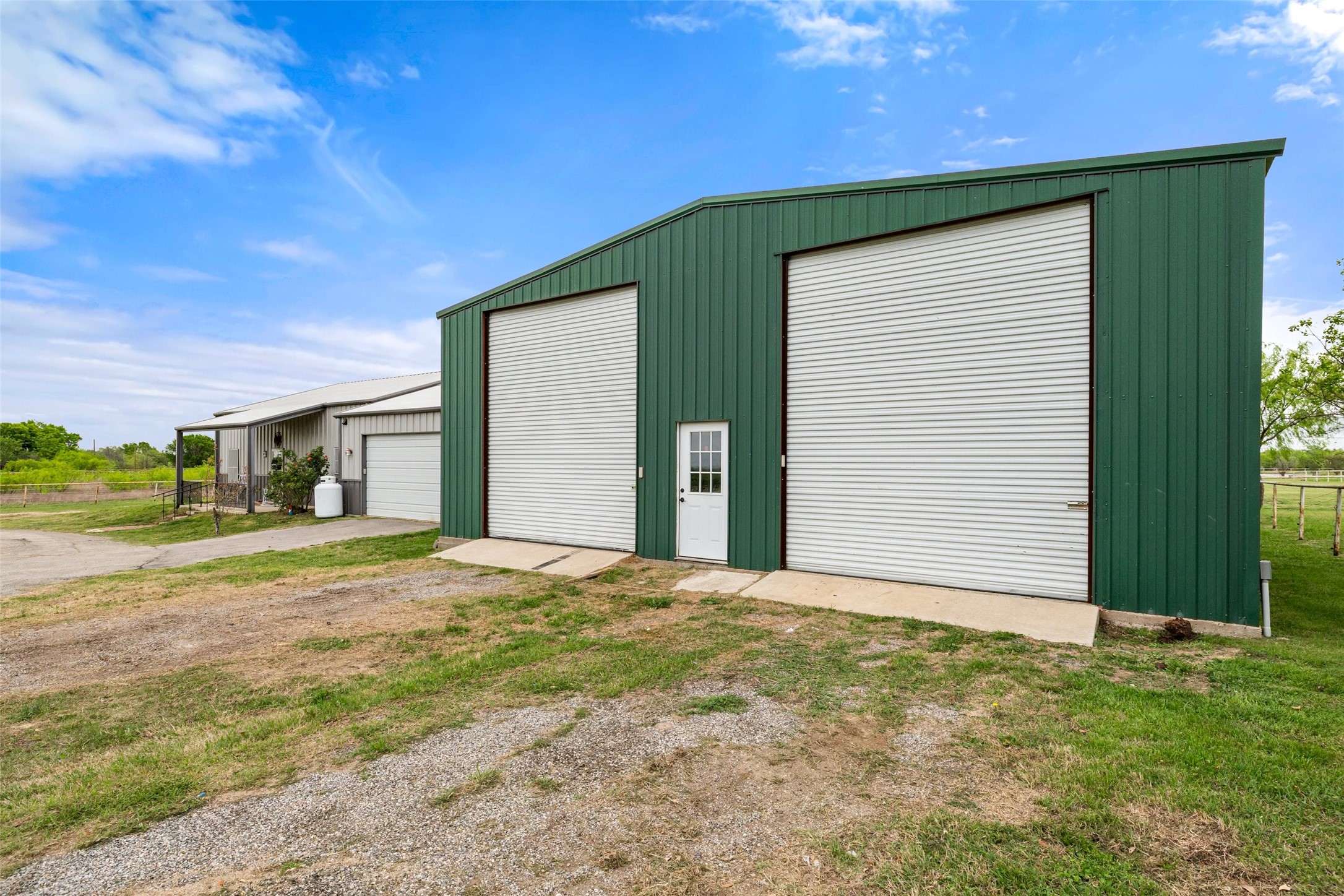 6711 W Sundance Circle Joshua TX 76058