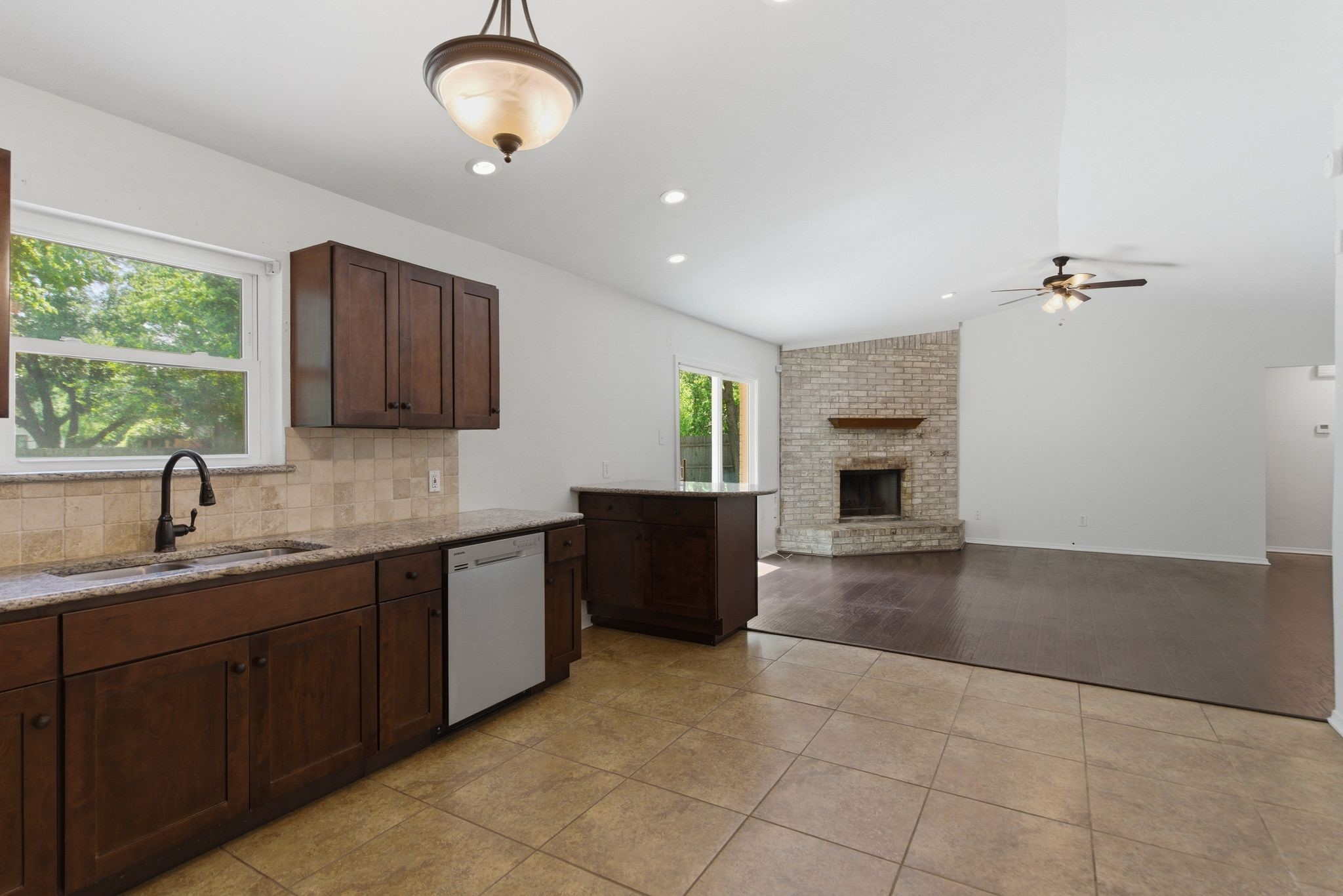 7008 Wayfarer Trail Fort Worth TX 76137