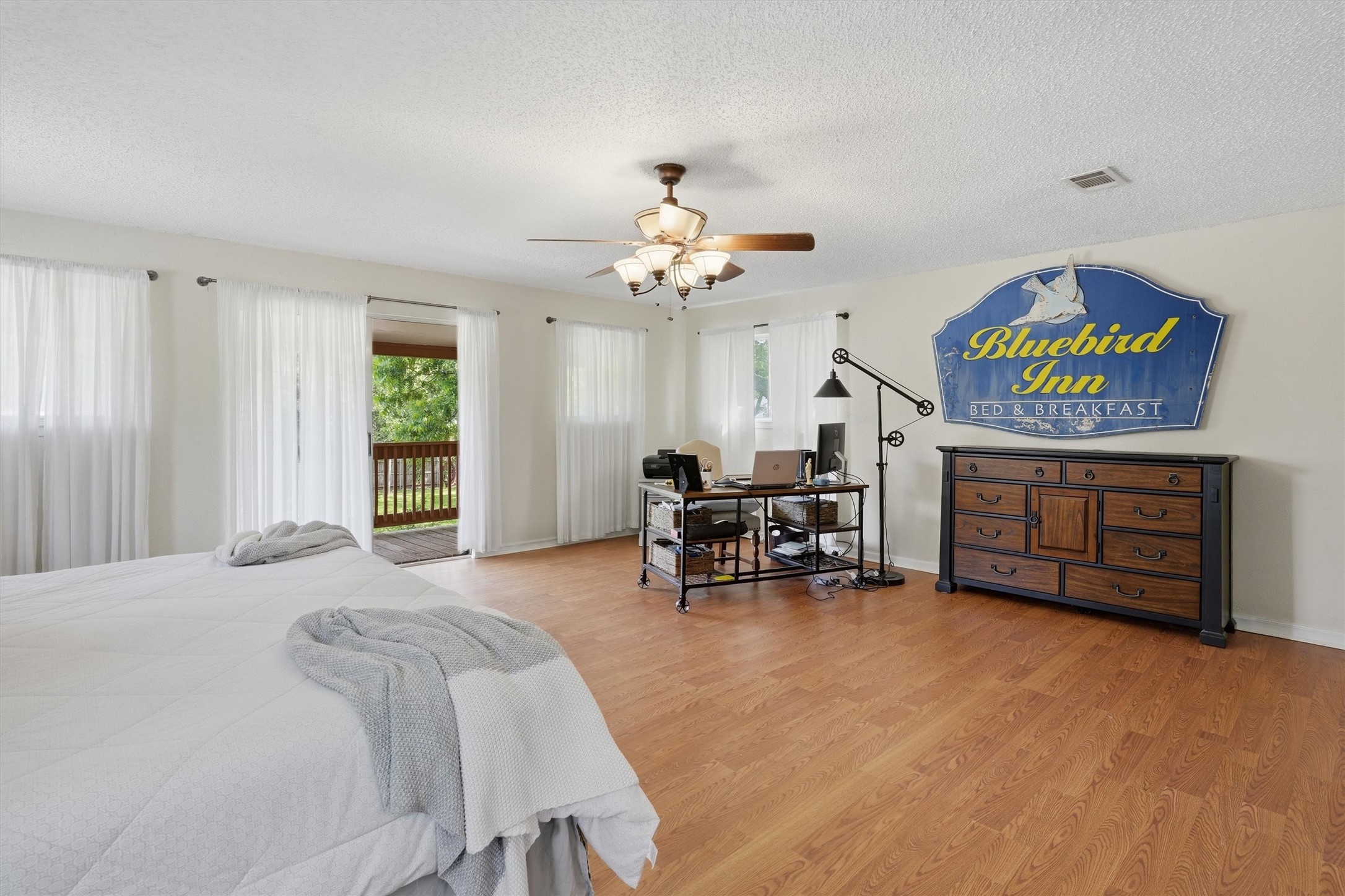 5106 Gibson Court Granbury TX 76049