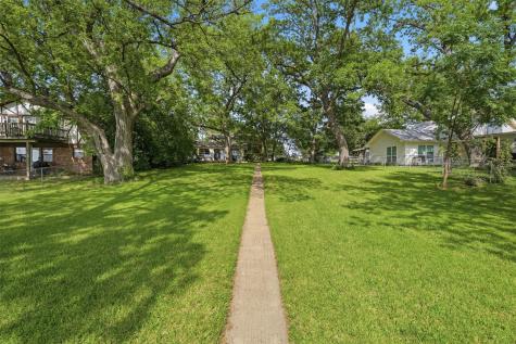 5106 Gibson Court Granbury TX 76049