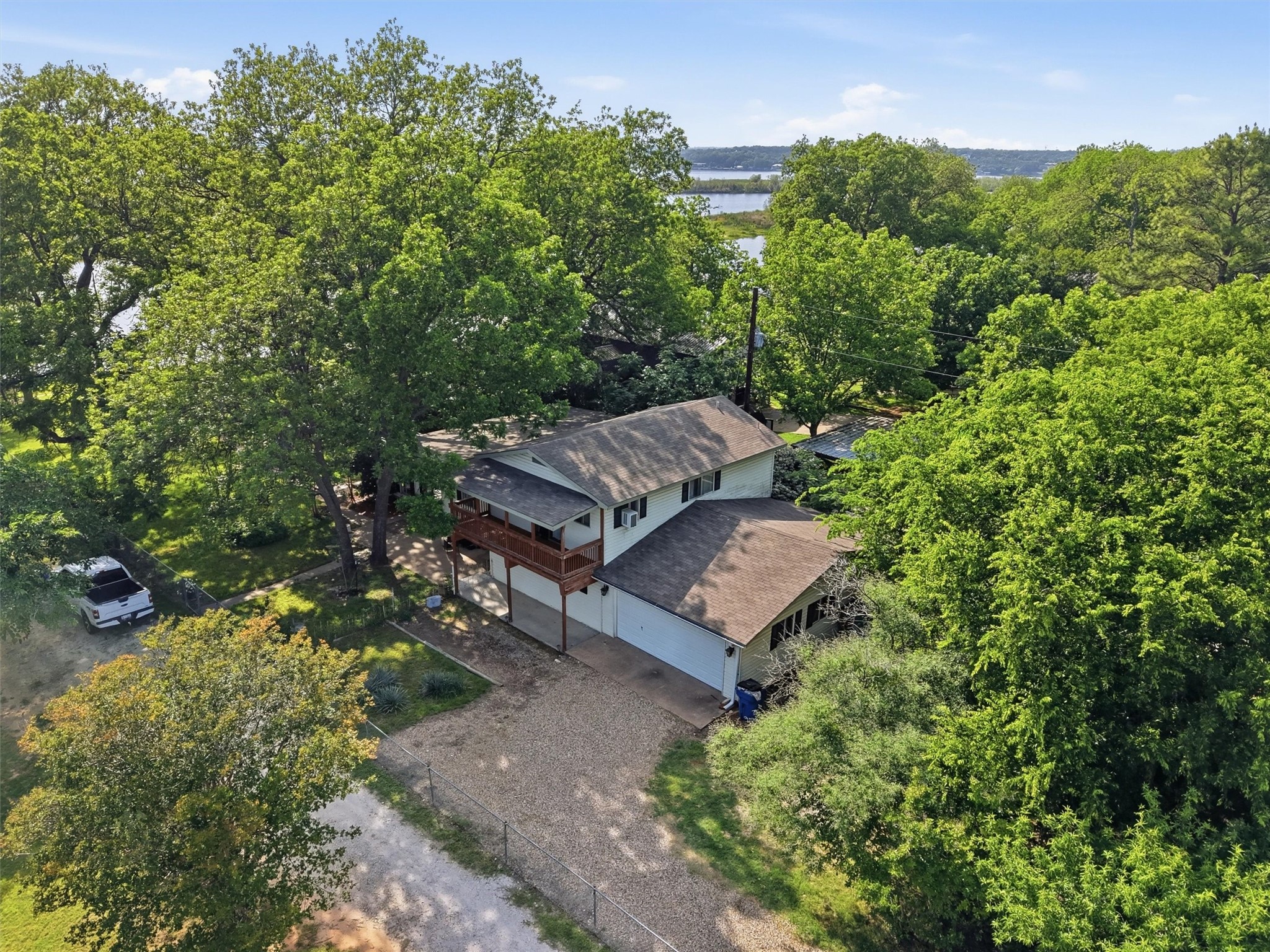 5106 Gibson Court Granbury TX 76049