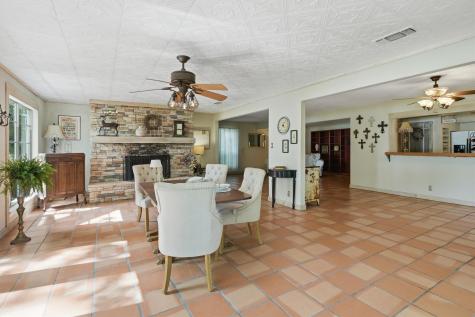 5106 Gibson Court Granbury TX 76049