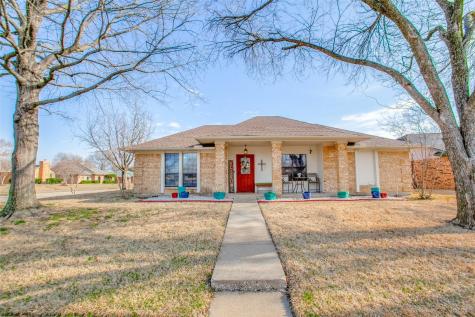 101 E Apollo Road Garland TX 75040
