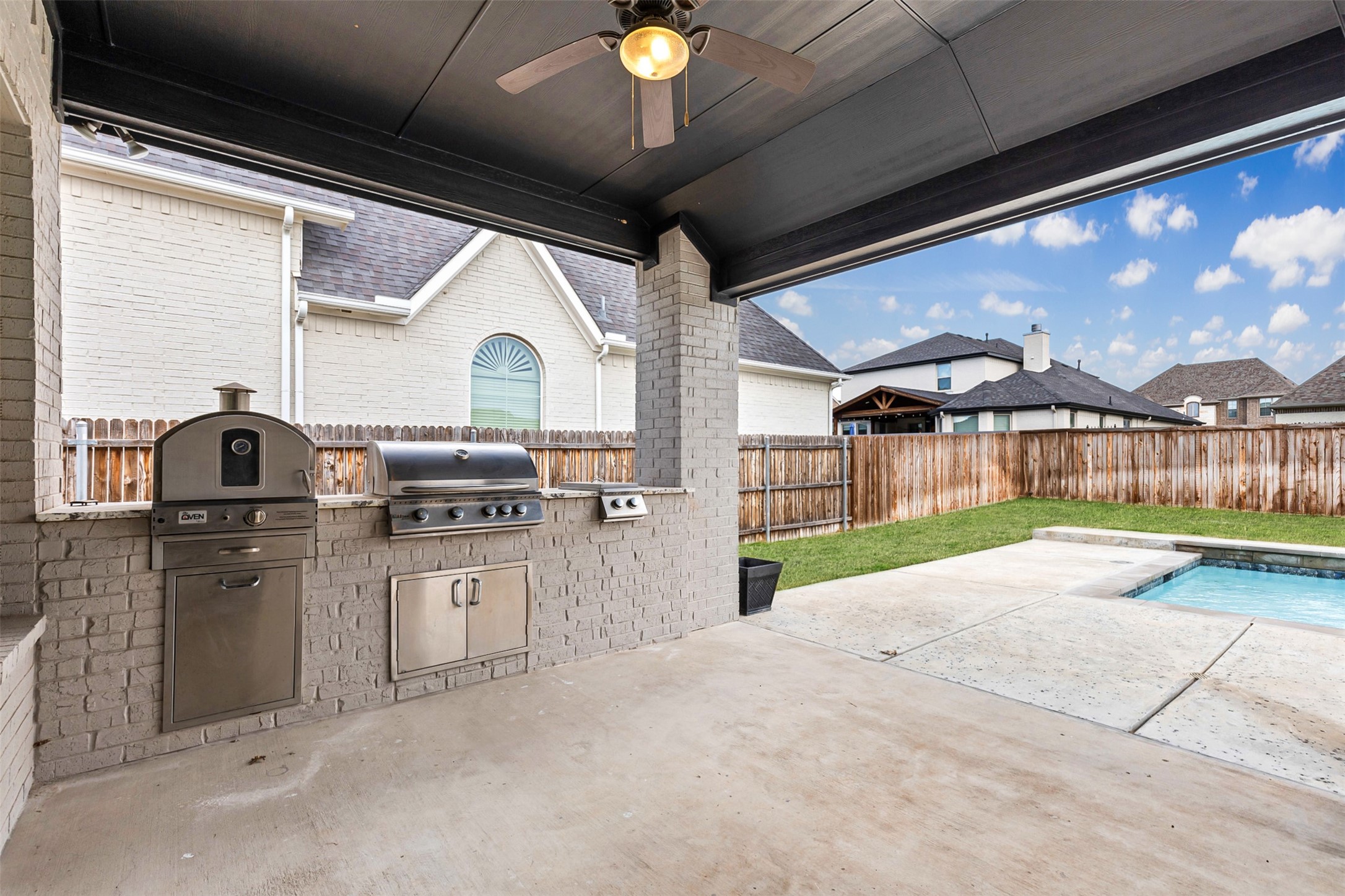318 Creekview Terrace Aledo TX 76008
