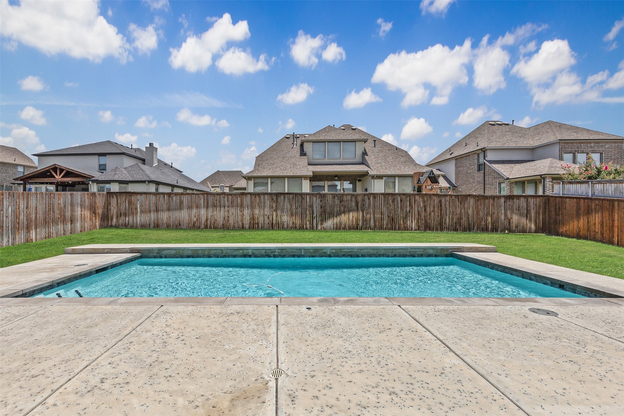 318 Creekview Terrace Aledo TX 76008