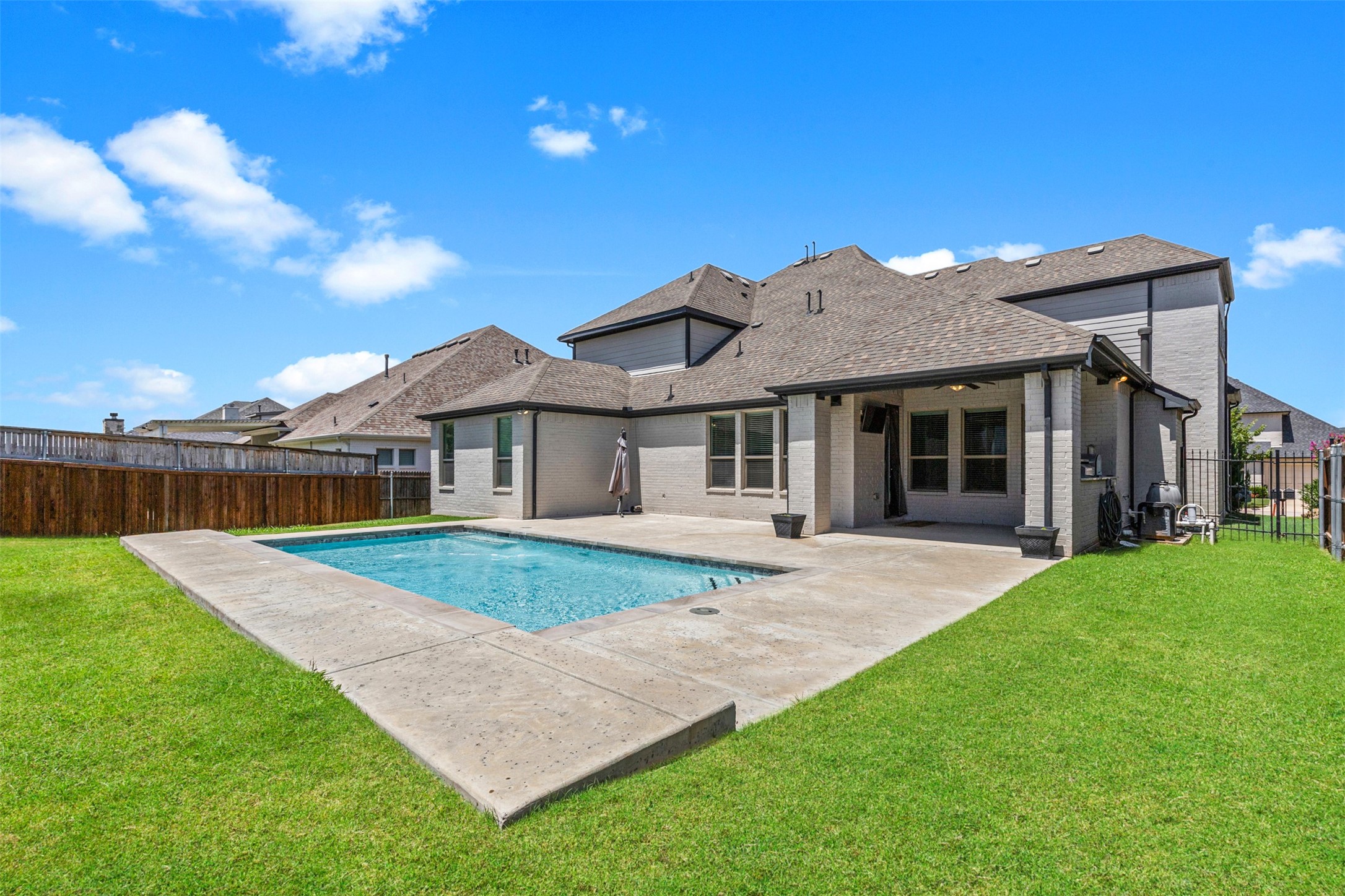 318 Creekview Terrace Aledo TX 76008