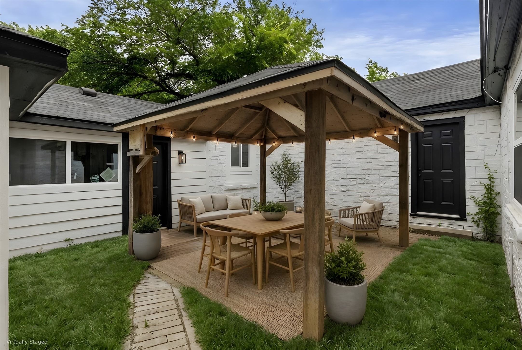 1802 Ederville Road S Fort Worth TX 76103