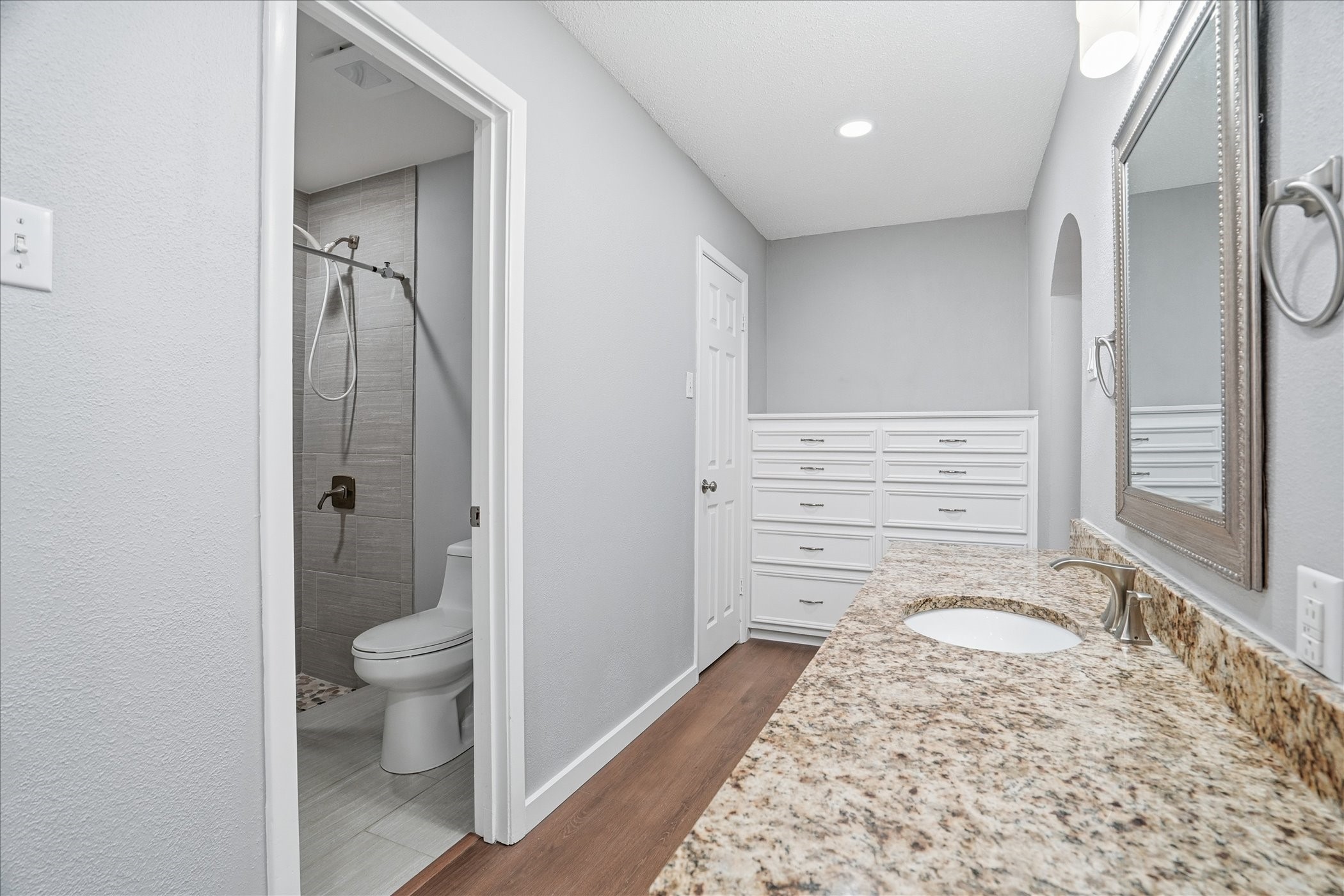 6408 Welch Avenue Fort Worth TX 76133