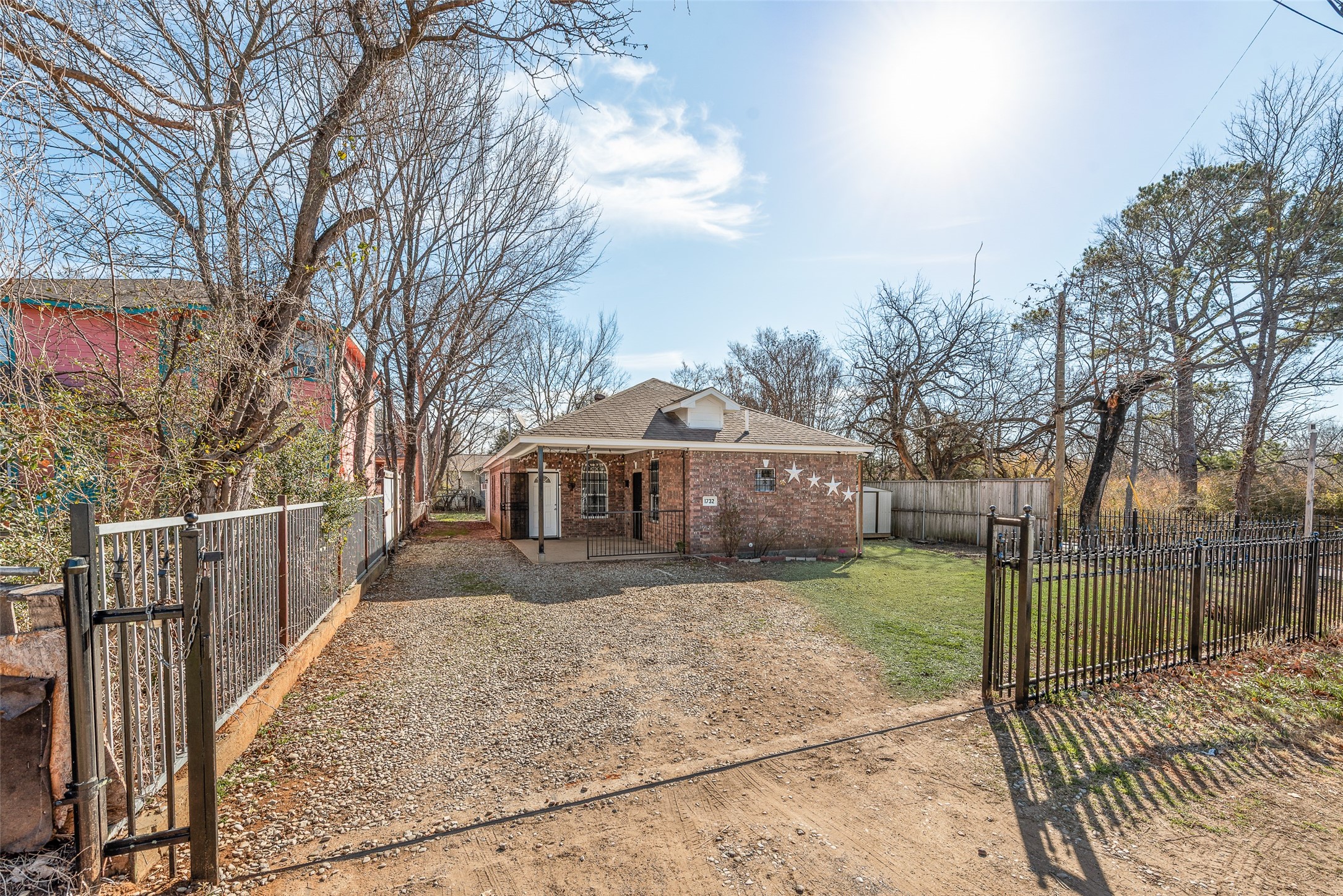 1732 Murdock Dallas TX 75217