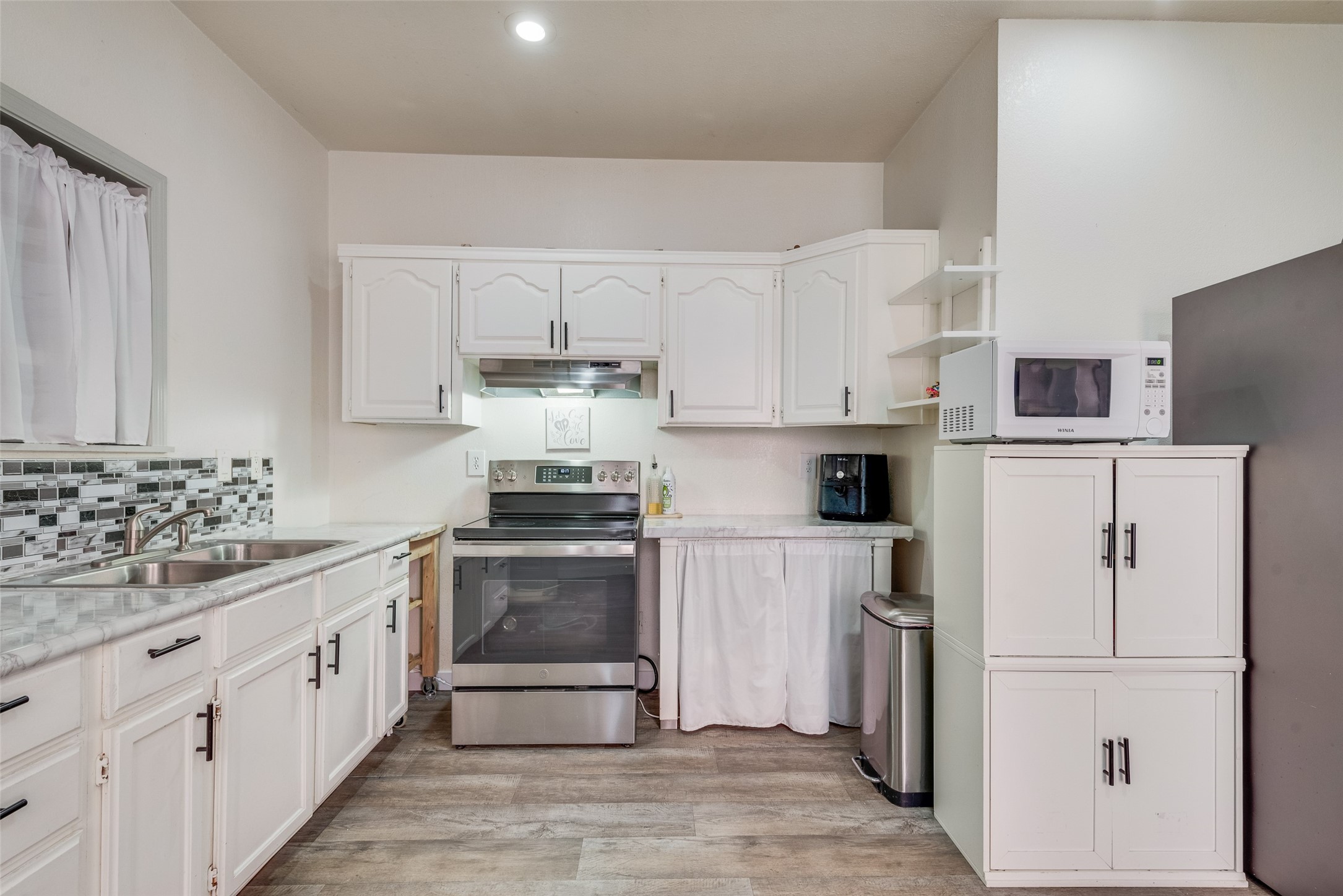 1732 Murdock Dallas TX 75217
