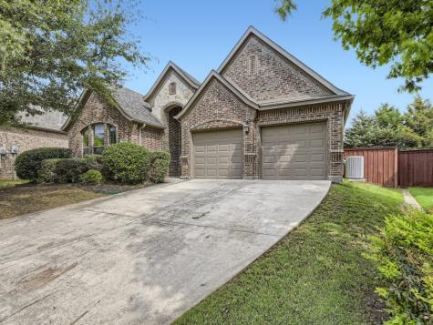 2557 Flowing Springs Drive Fort Worth TX 76177