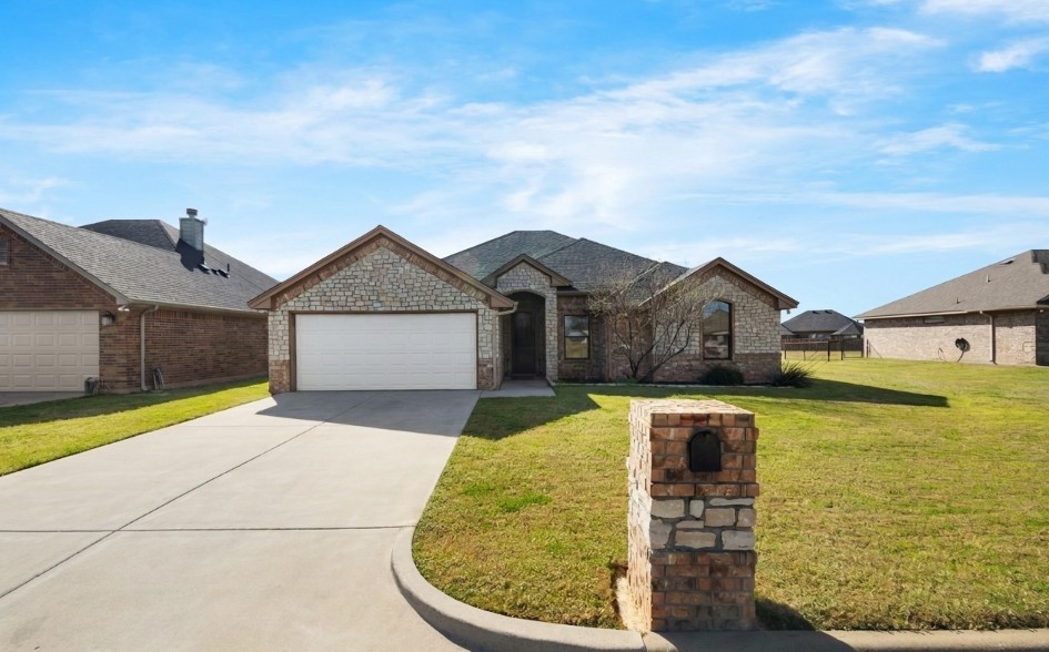 9108 Parkview Circle Tolar TX 76476