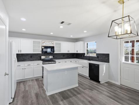 2459 Silverado Trail Grand Prairie TX 75052