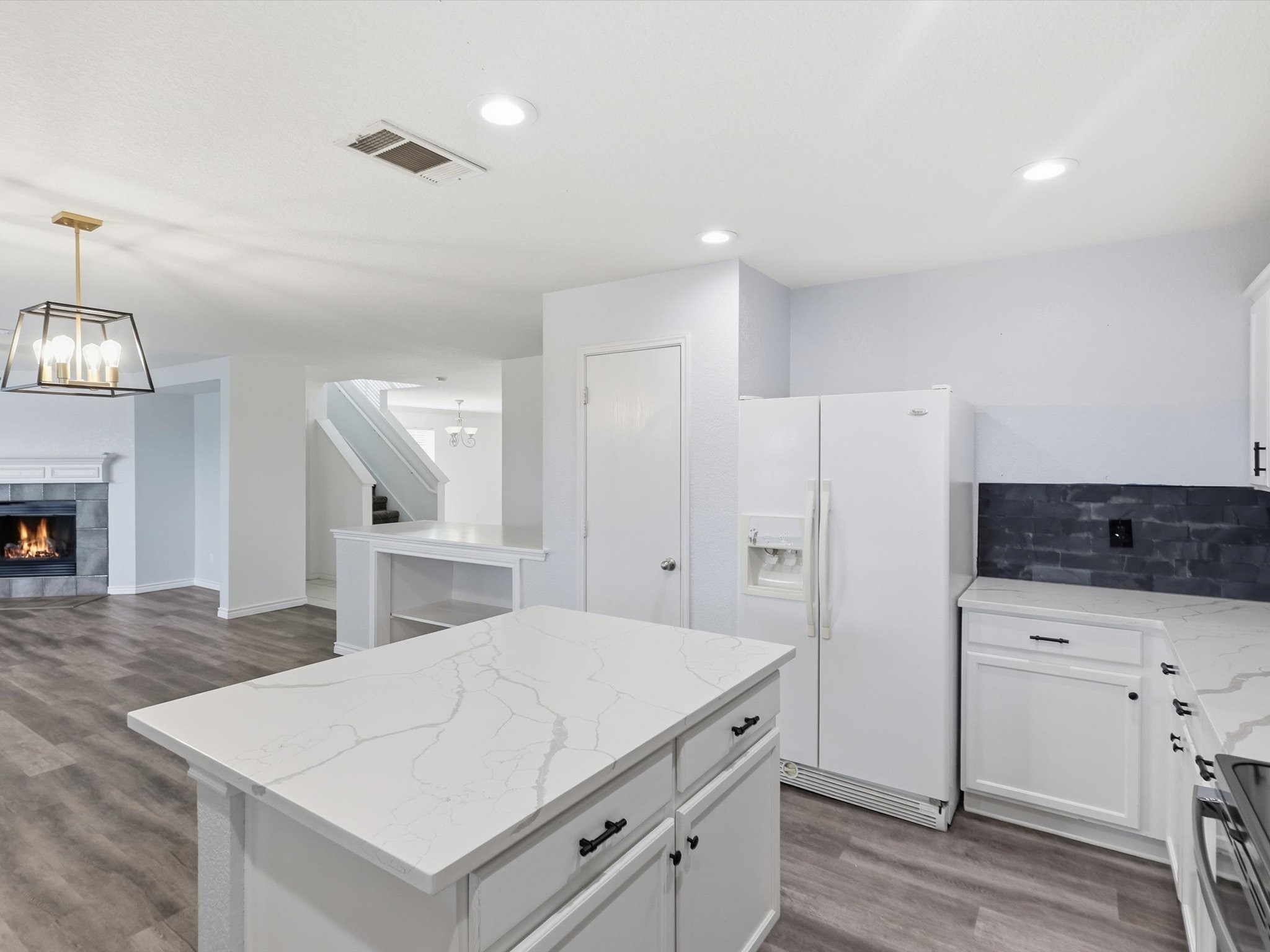 2459 Silverado Trail Grand Prairie TX 75052