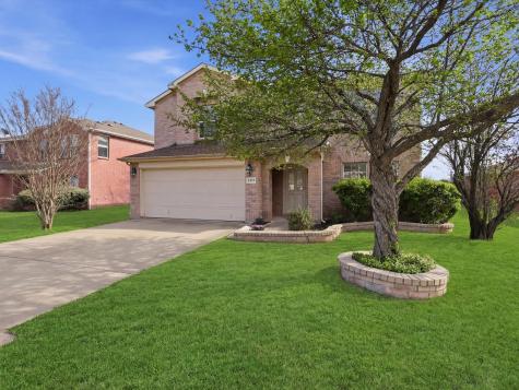 2459 Silverado Trail Grand Prairie TX 75052