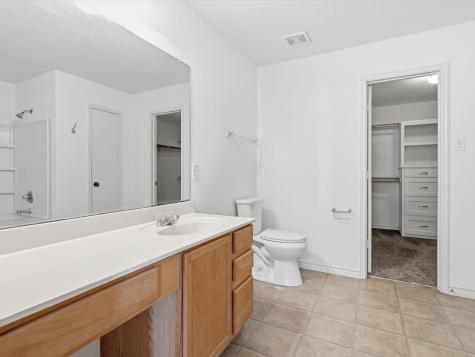2459 Silverado Trail Grand Prairie TX 75052