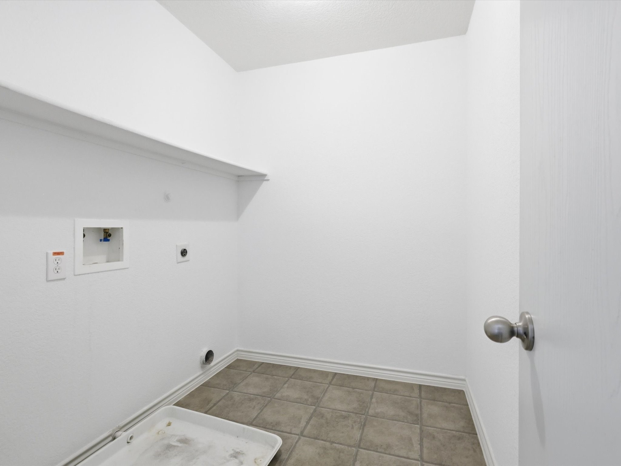 2459 Silverado Trail Grand Prairie TX 75052