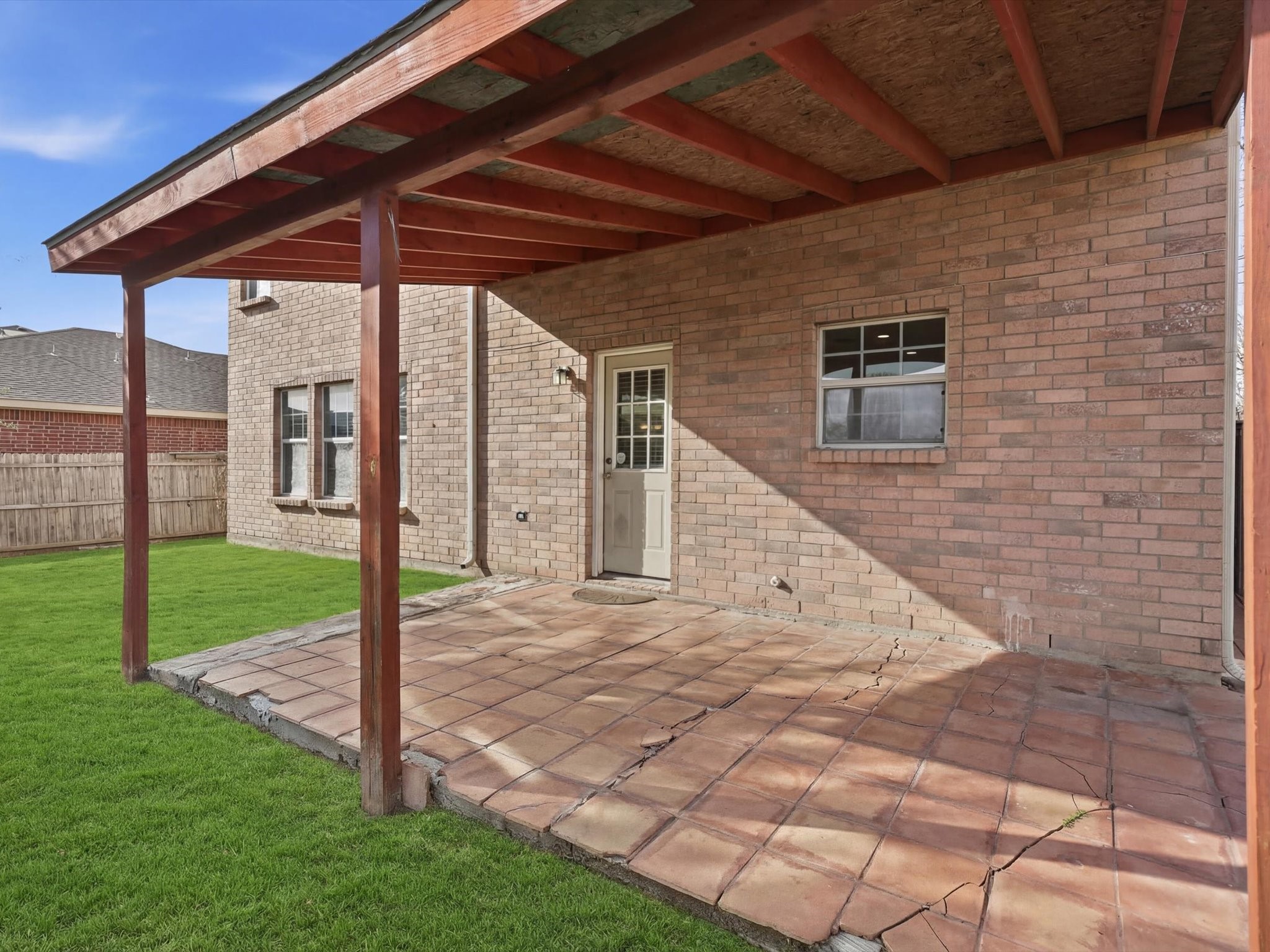 2459 Silverado Trail Grand Prairie TX 75052